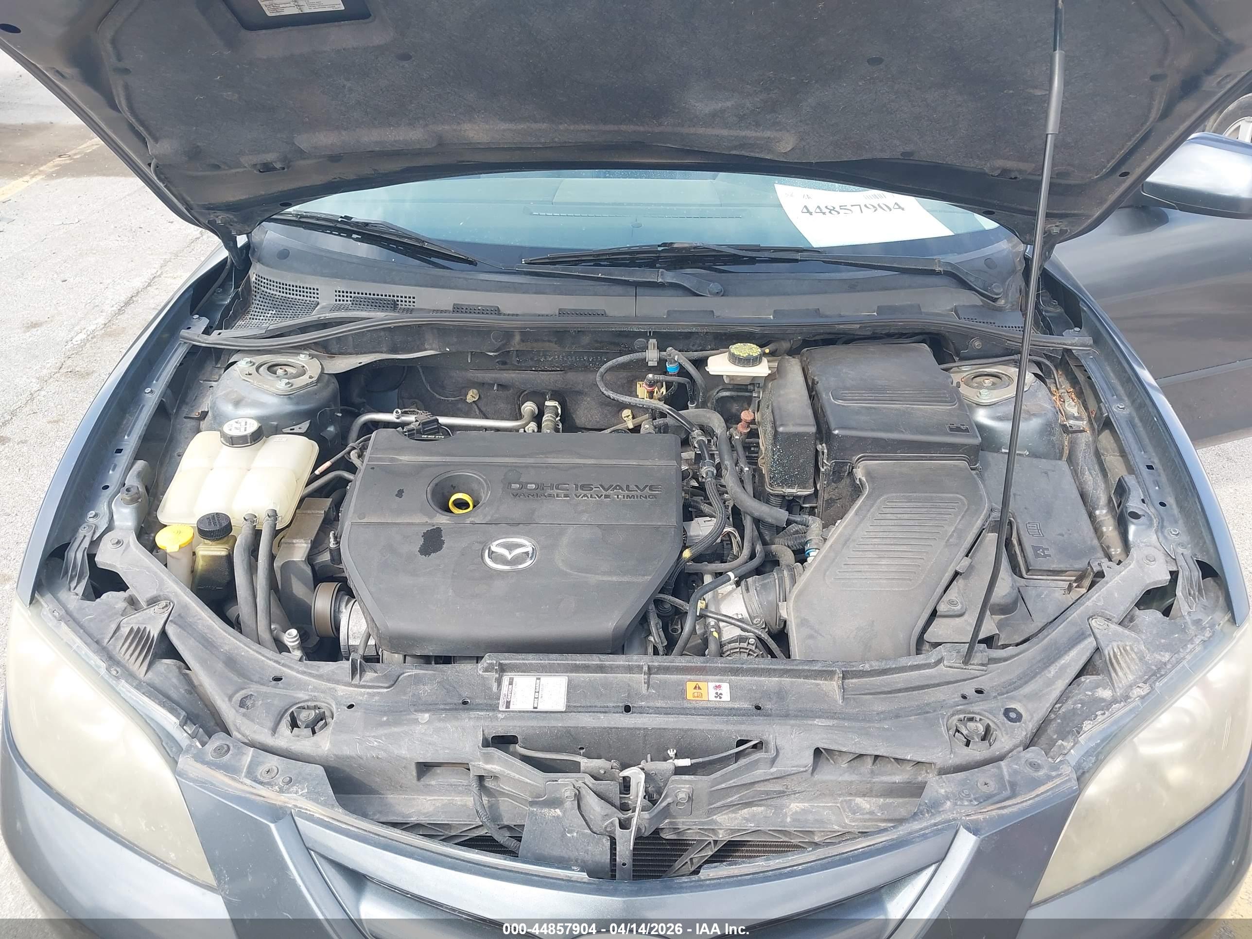 MAZDA MAZDA3 image 10