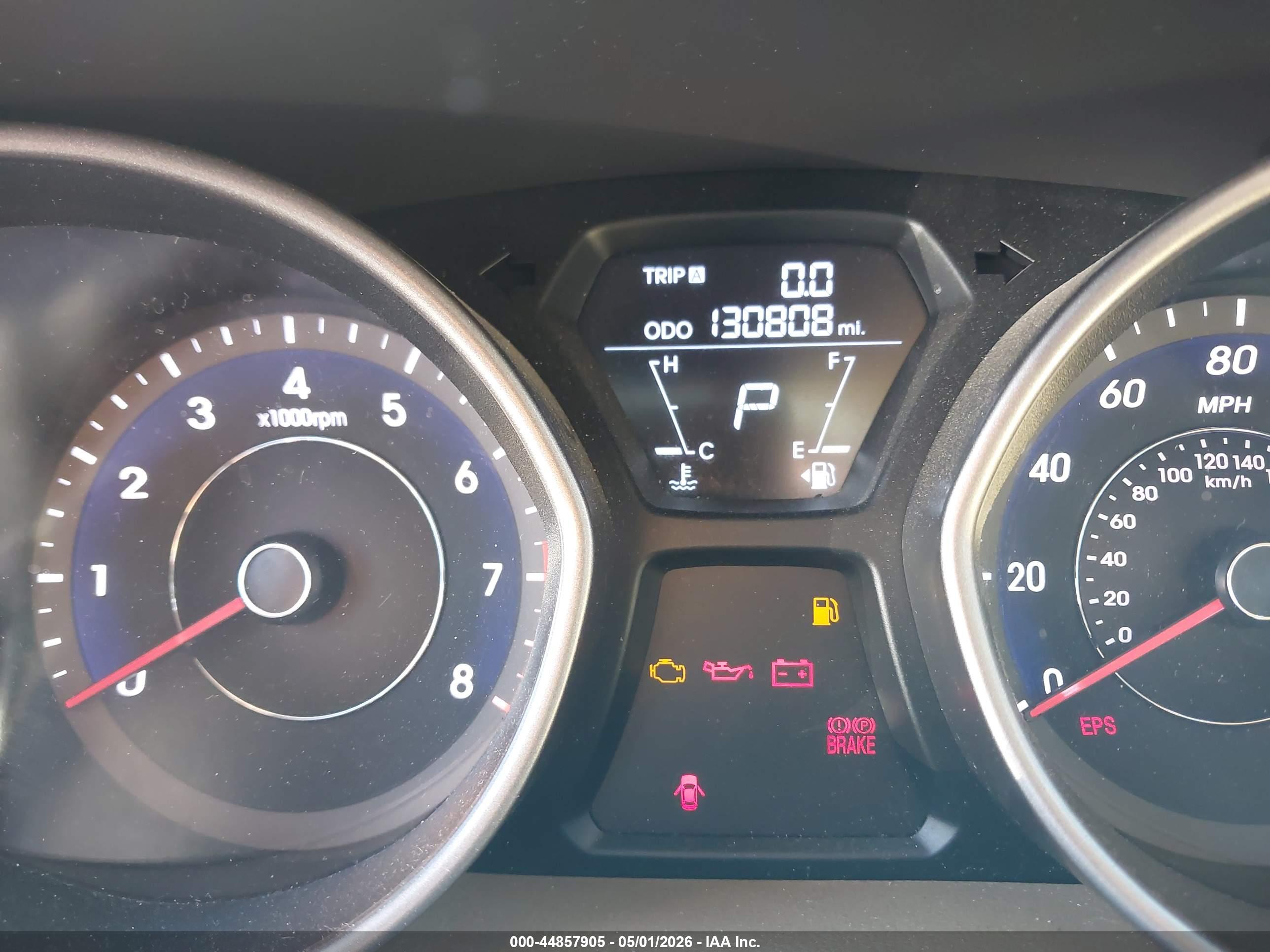 HYUNDAI ELANTRA image 7