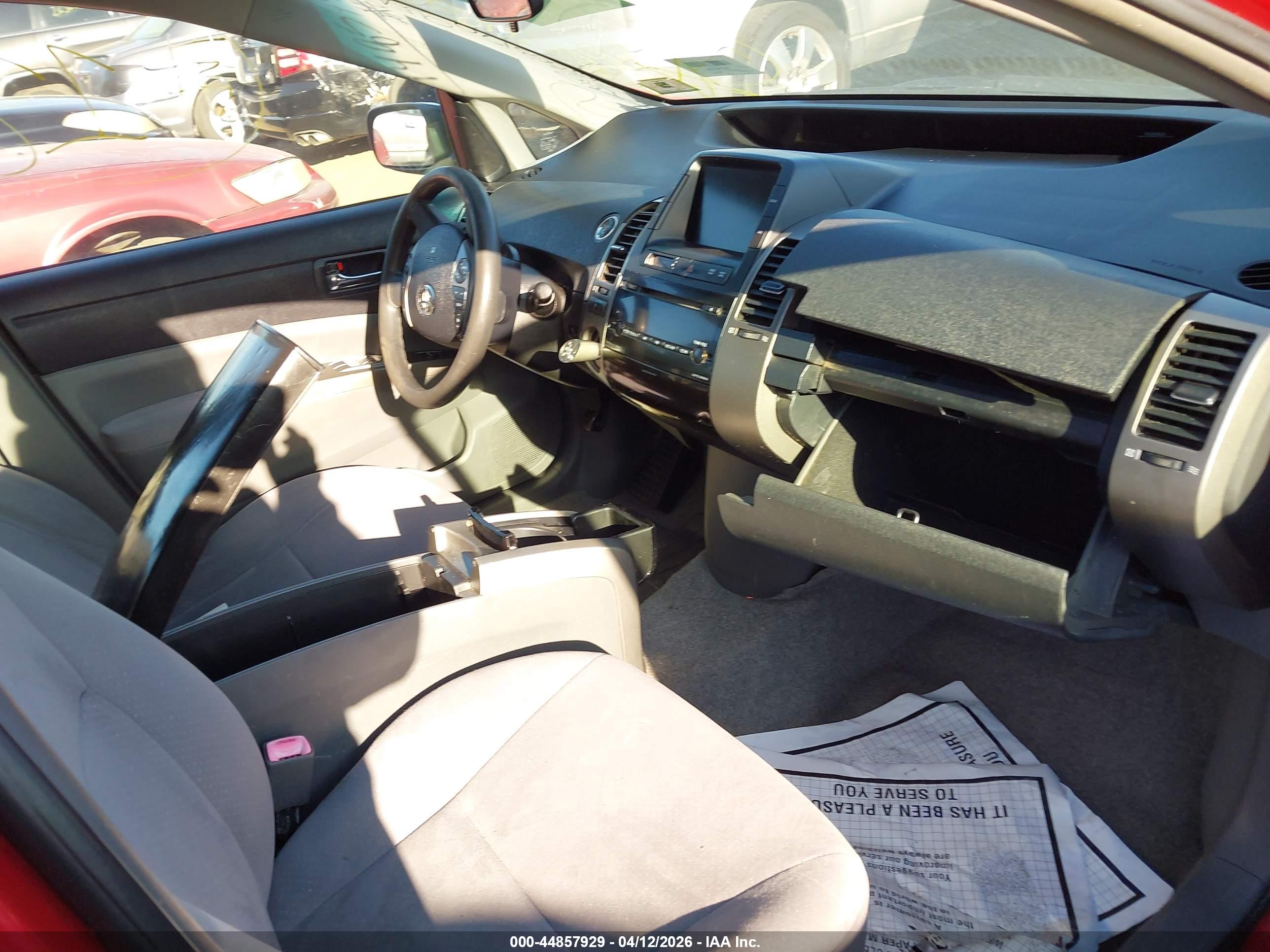 TOYOTA PRIUS image 5