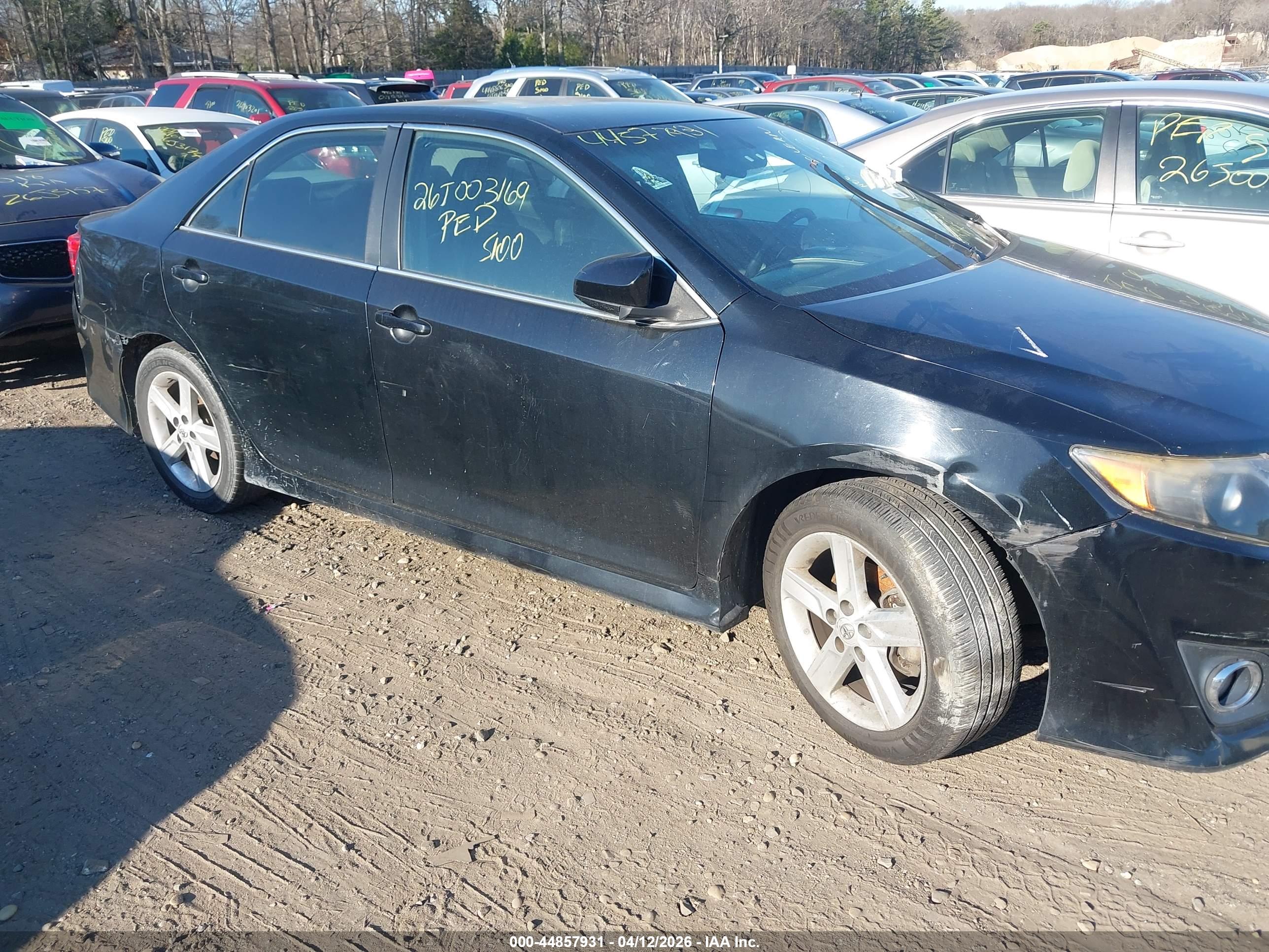 TOYOTA CAMRY image 6