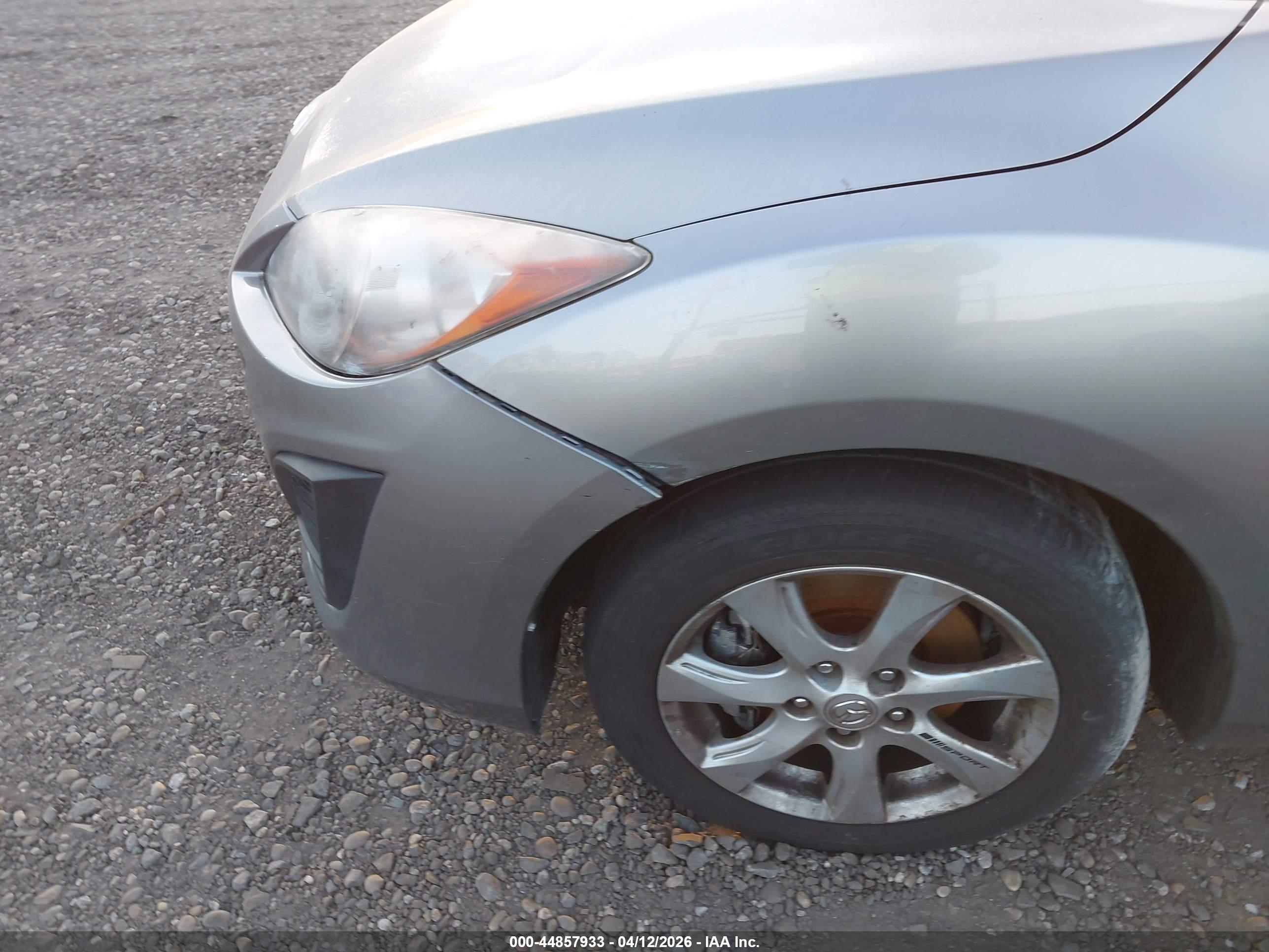 MAZDA MAZDA3 image 6