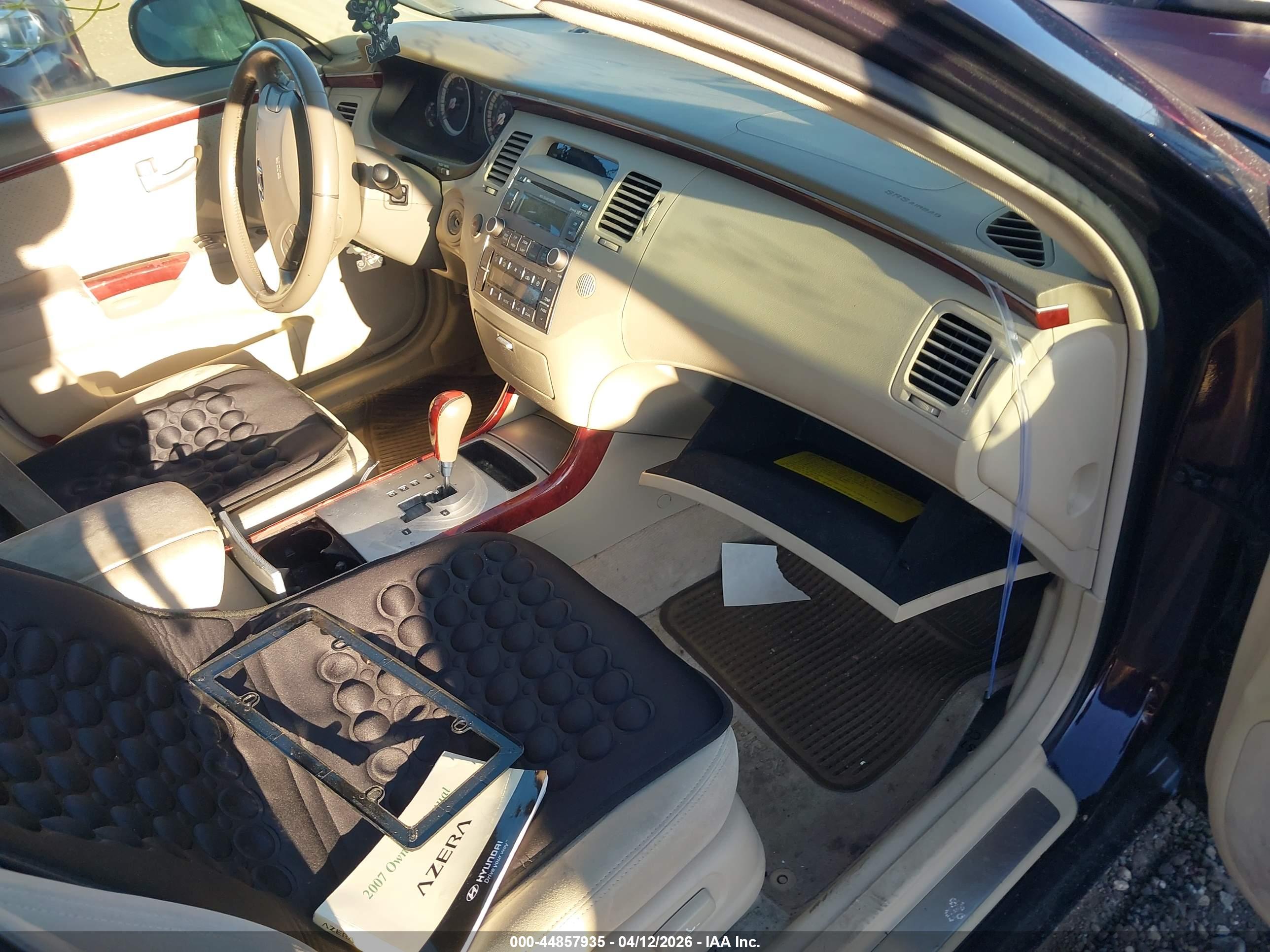 HYUNDAI AZERA image 5