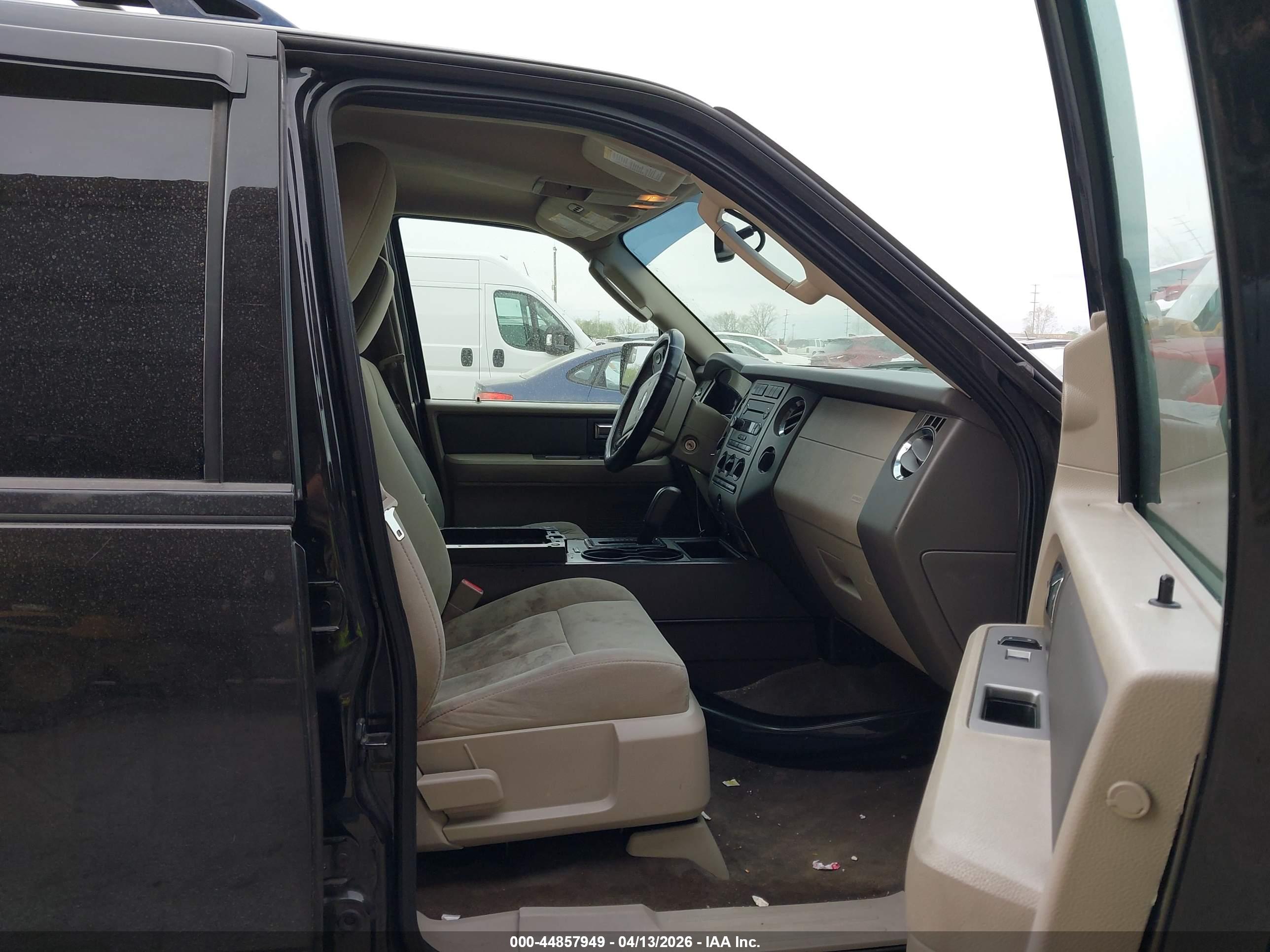 FORD EXPEDITION image 5
