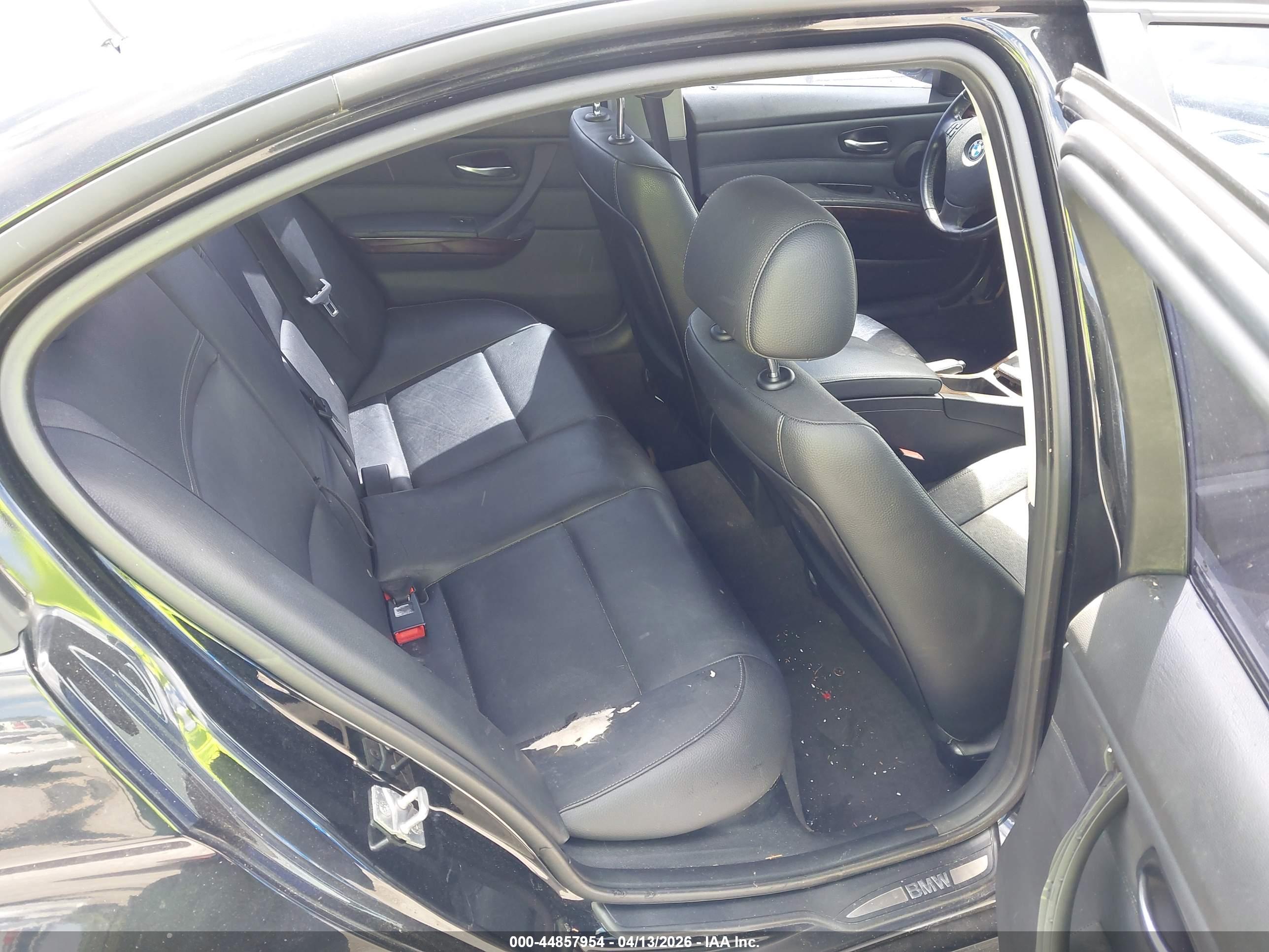 BMW 328I image 8
