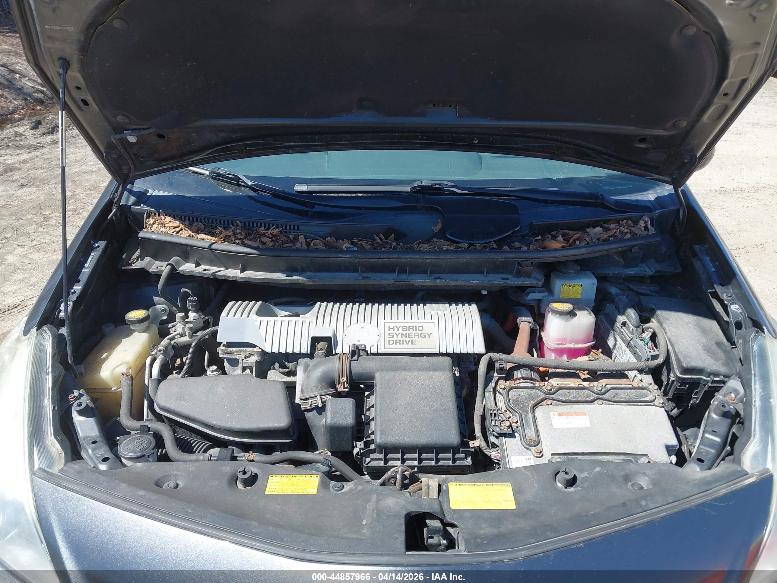 TOYOTA PRIUS image 10