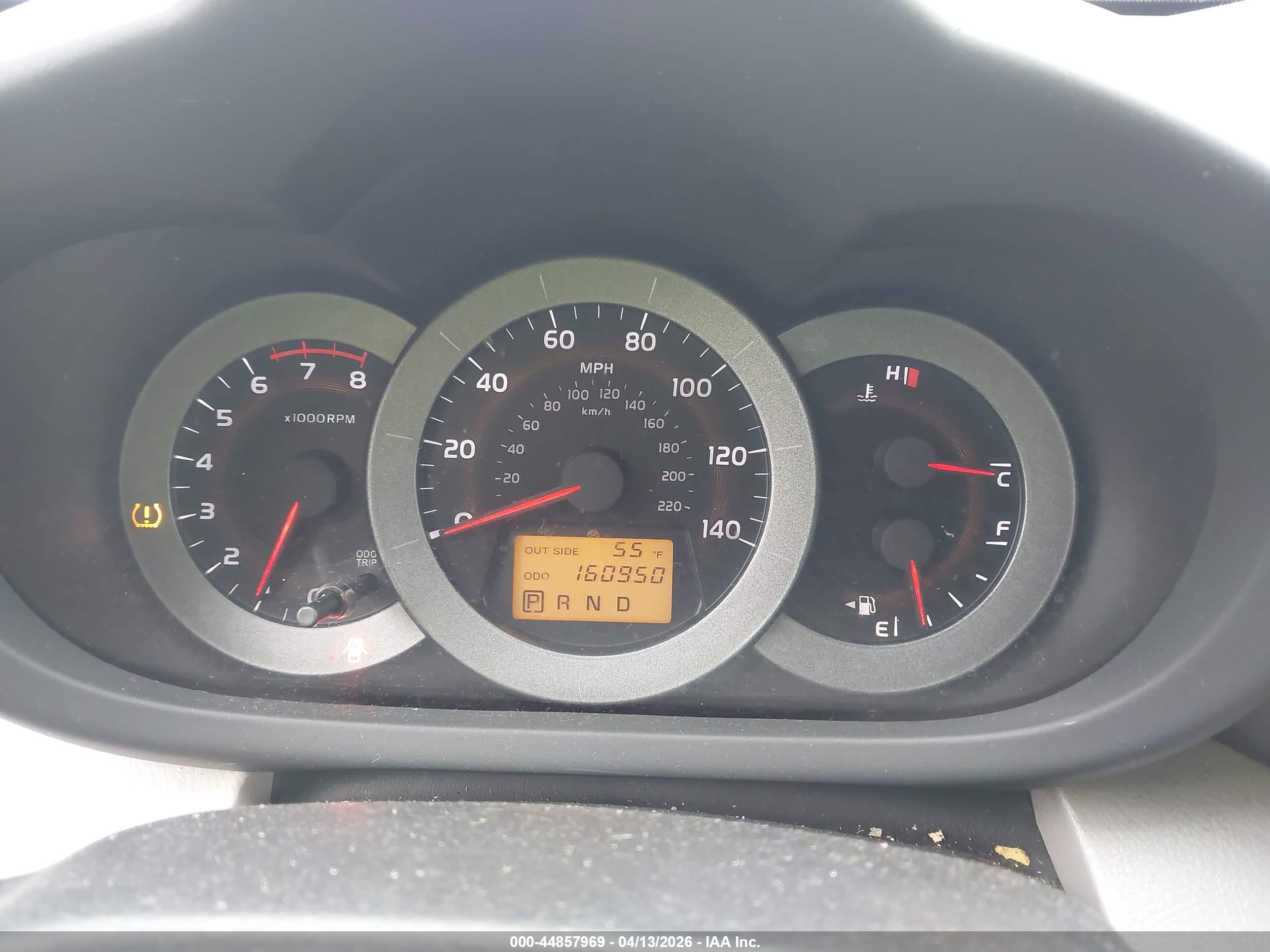 TOYOTA RAV4 image 7