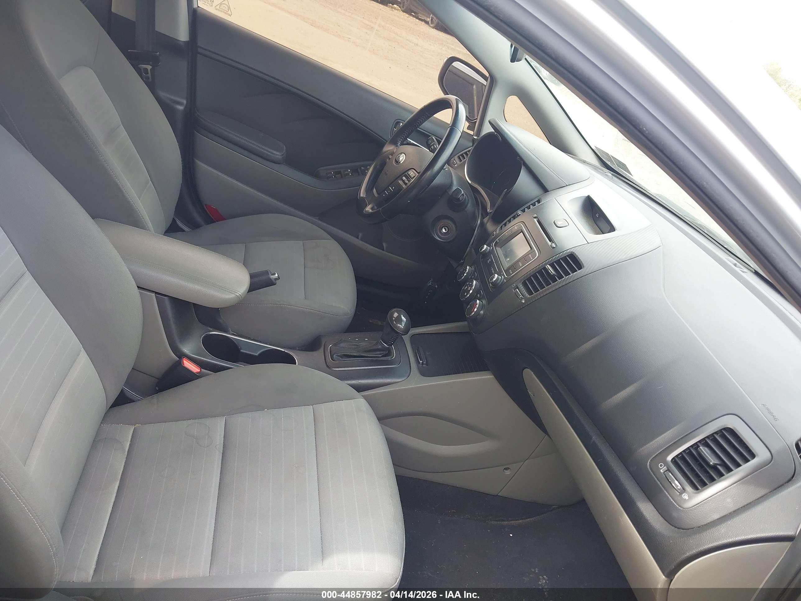 KIA FORTE image 5