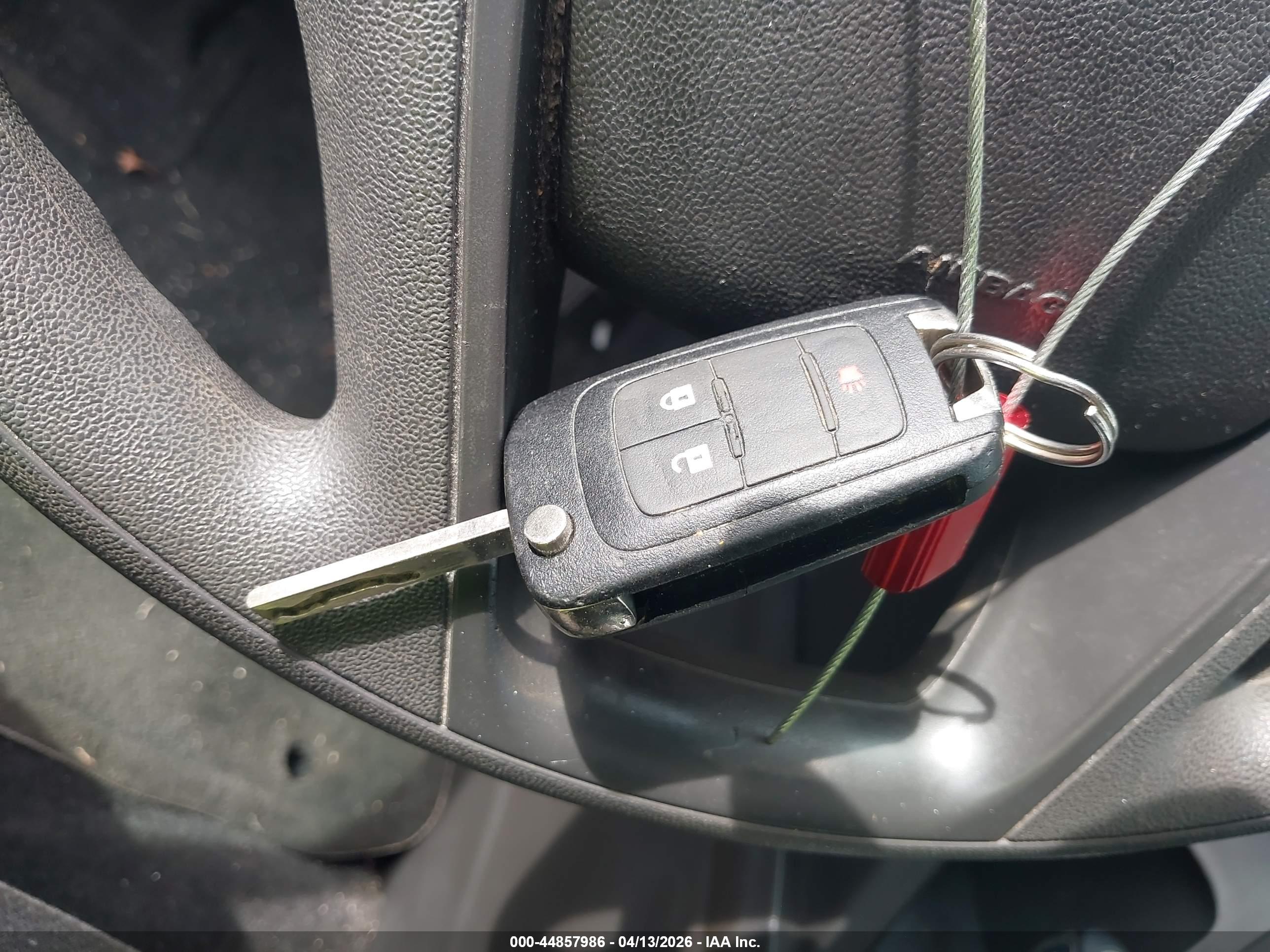 CHEVROLET EQUINOX image 11