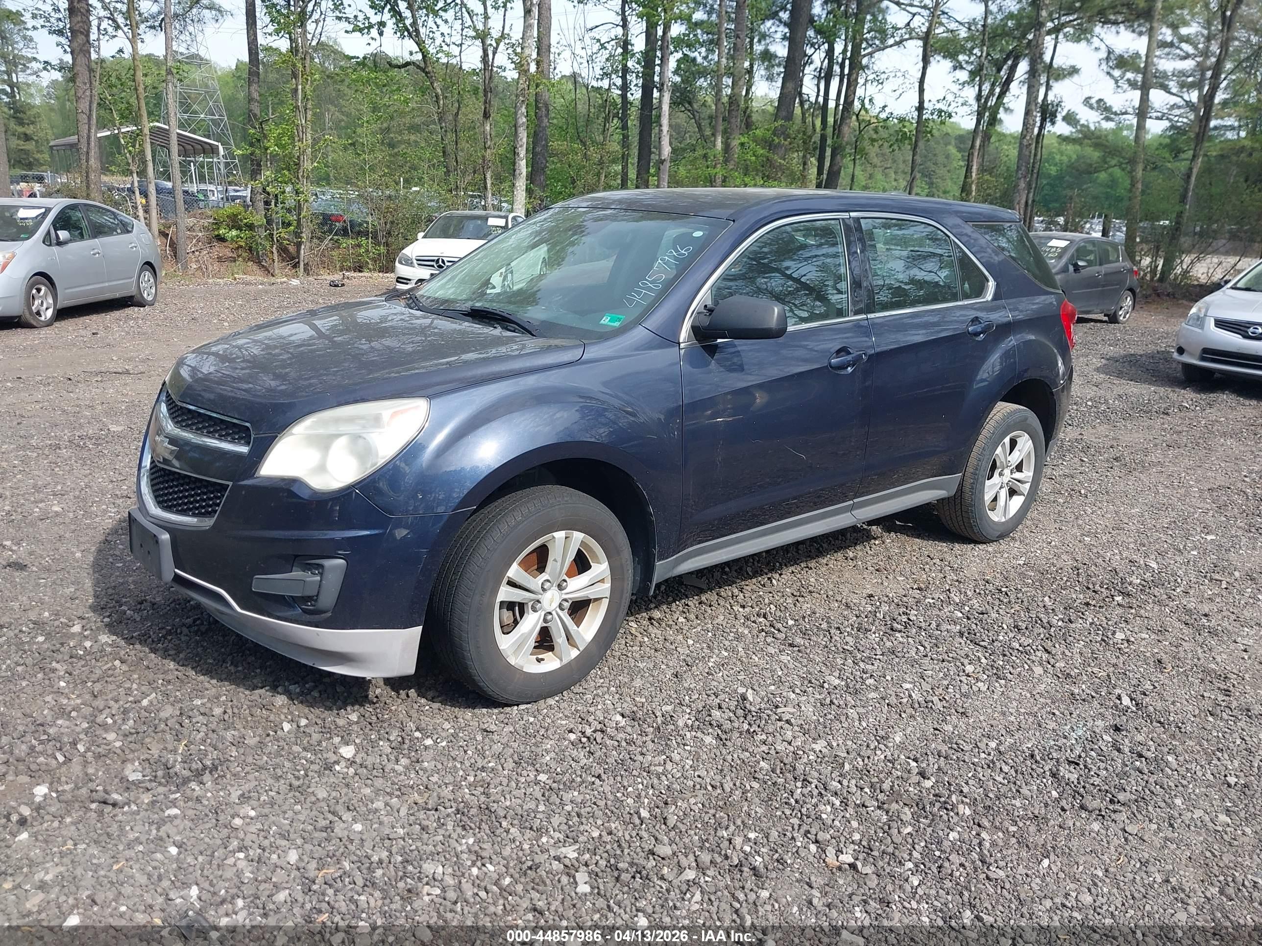 CHEVROLET EQUINOX image 2
