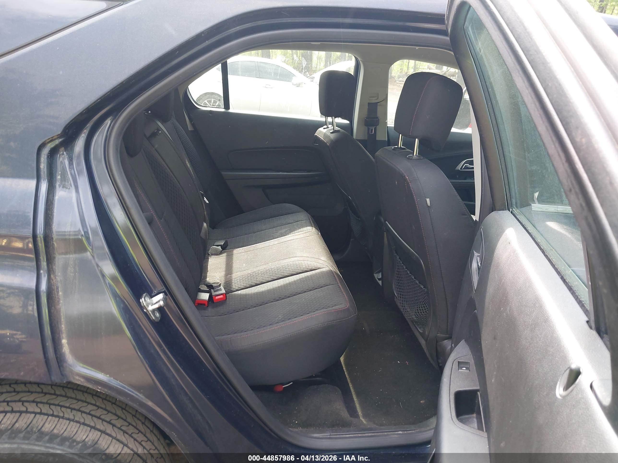 CHEVROLET EQUINOX image 8