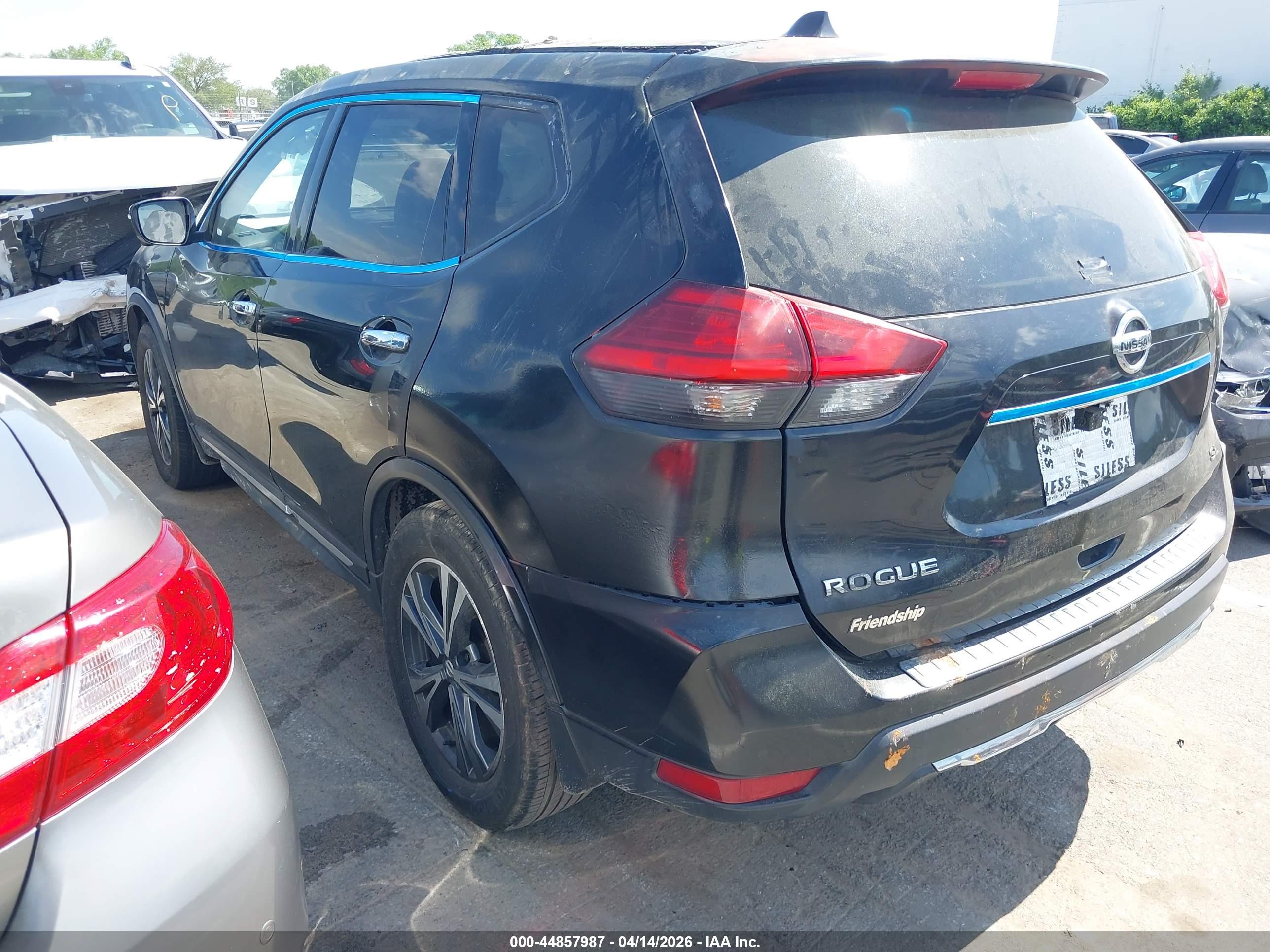 NISSAN ROGUE image 3