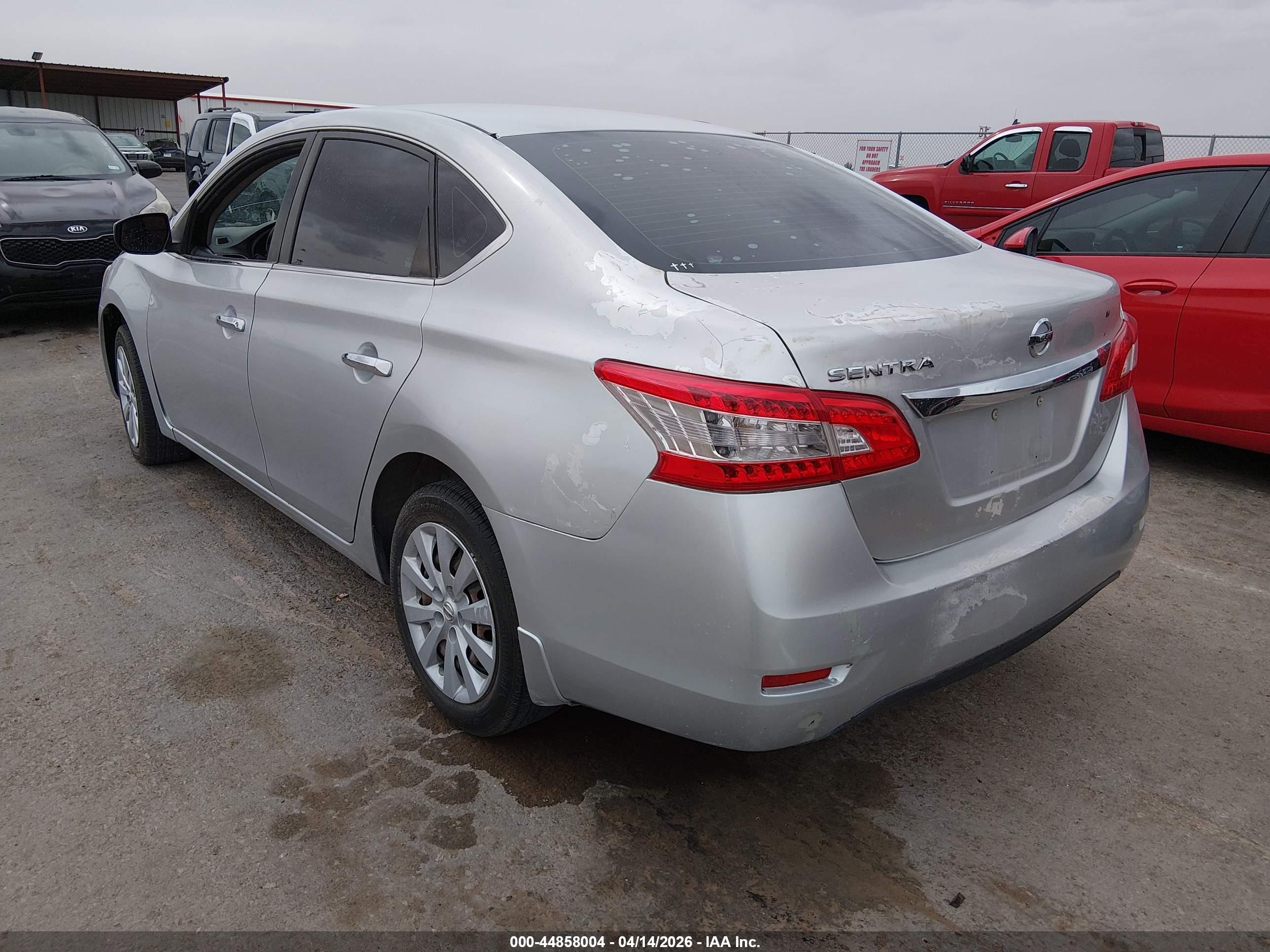 NISSAN SENTRA image 3