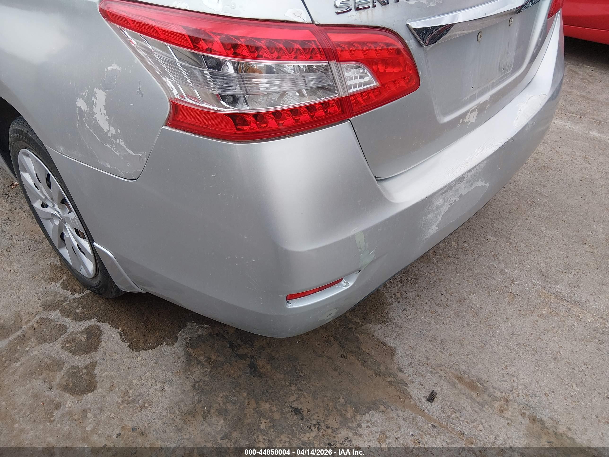 NISSAN SENTRA image 6