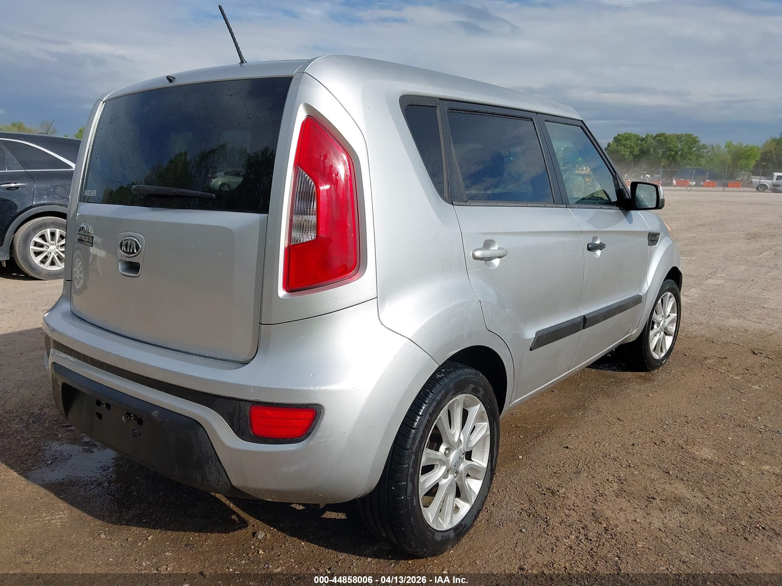 KIA SOUL image 4