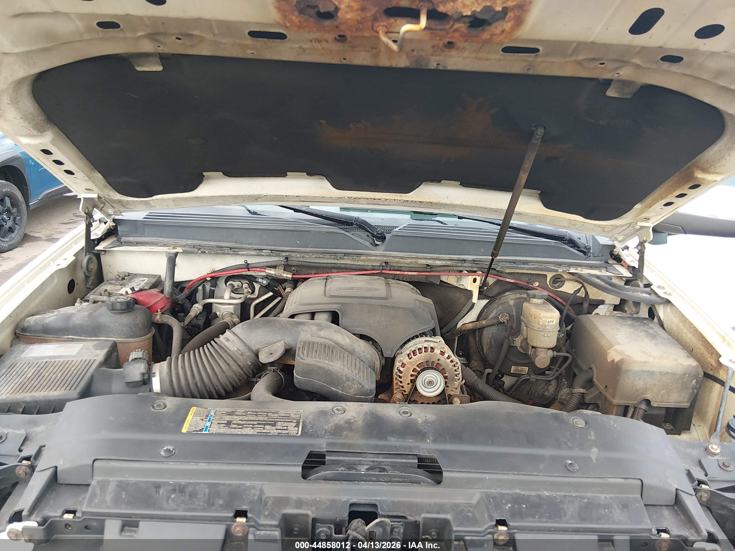 GMC YUKON image 10