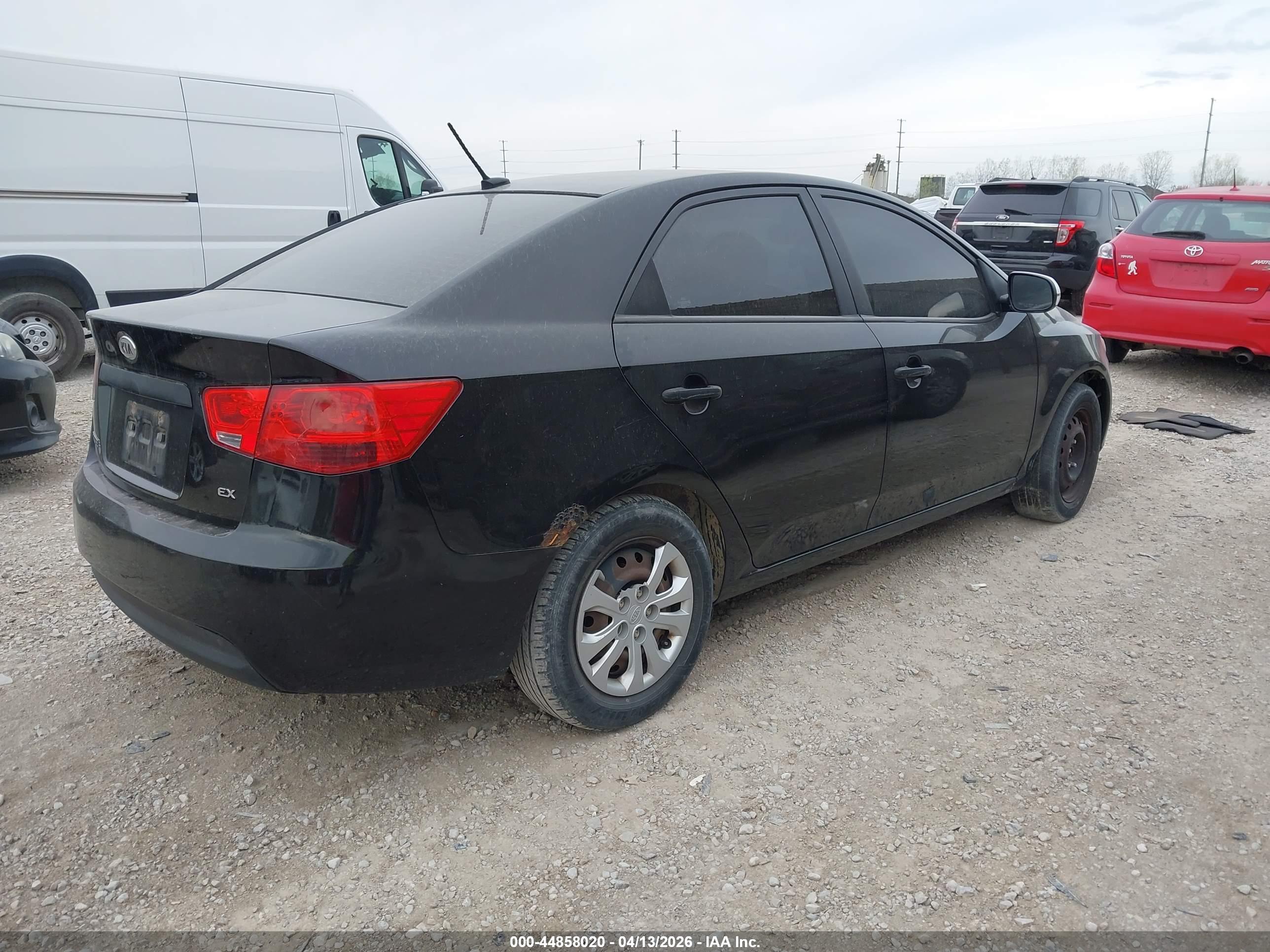 KIA FORTE image 4