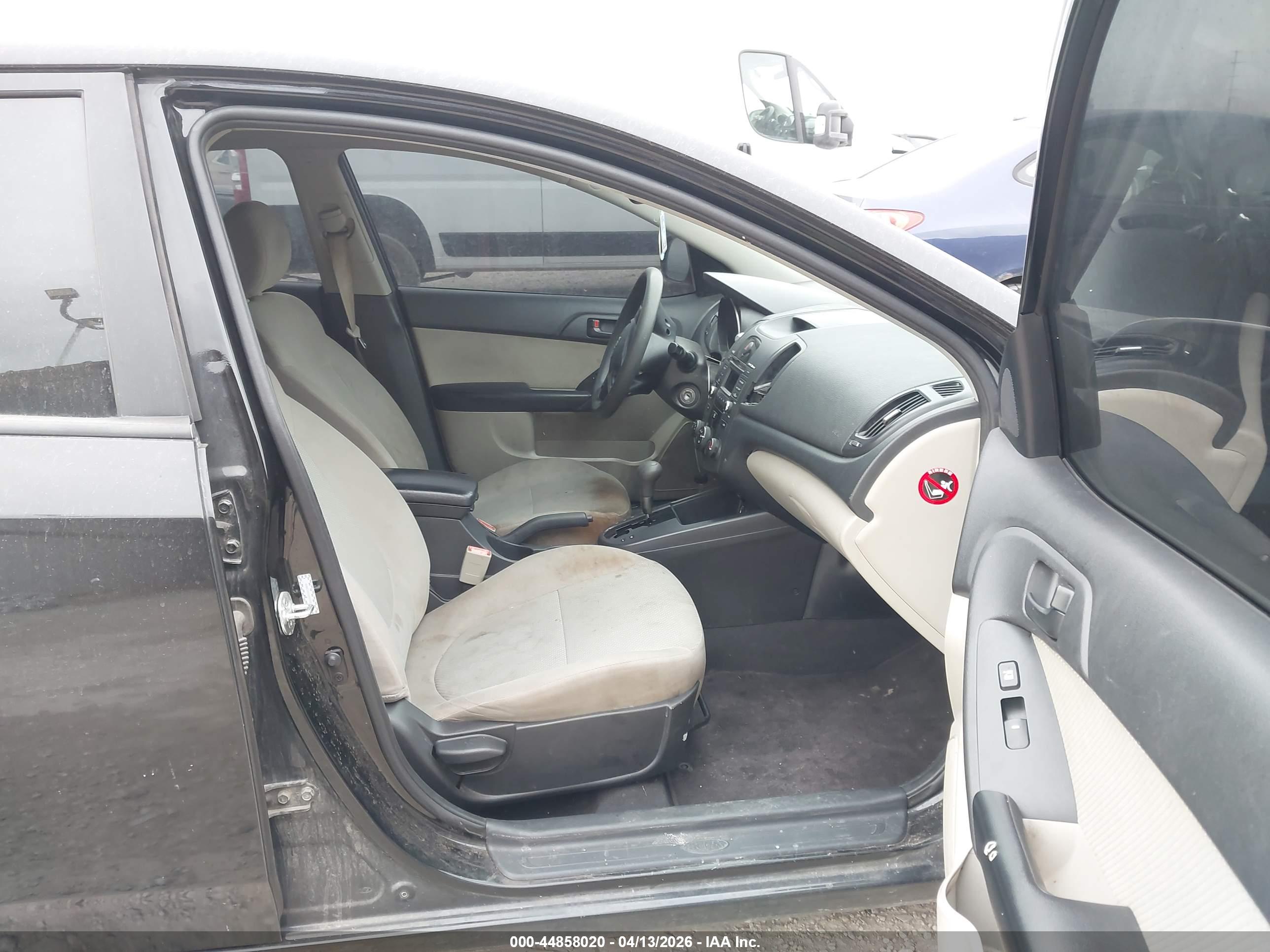 KIA FORTE image 5