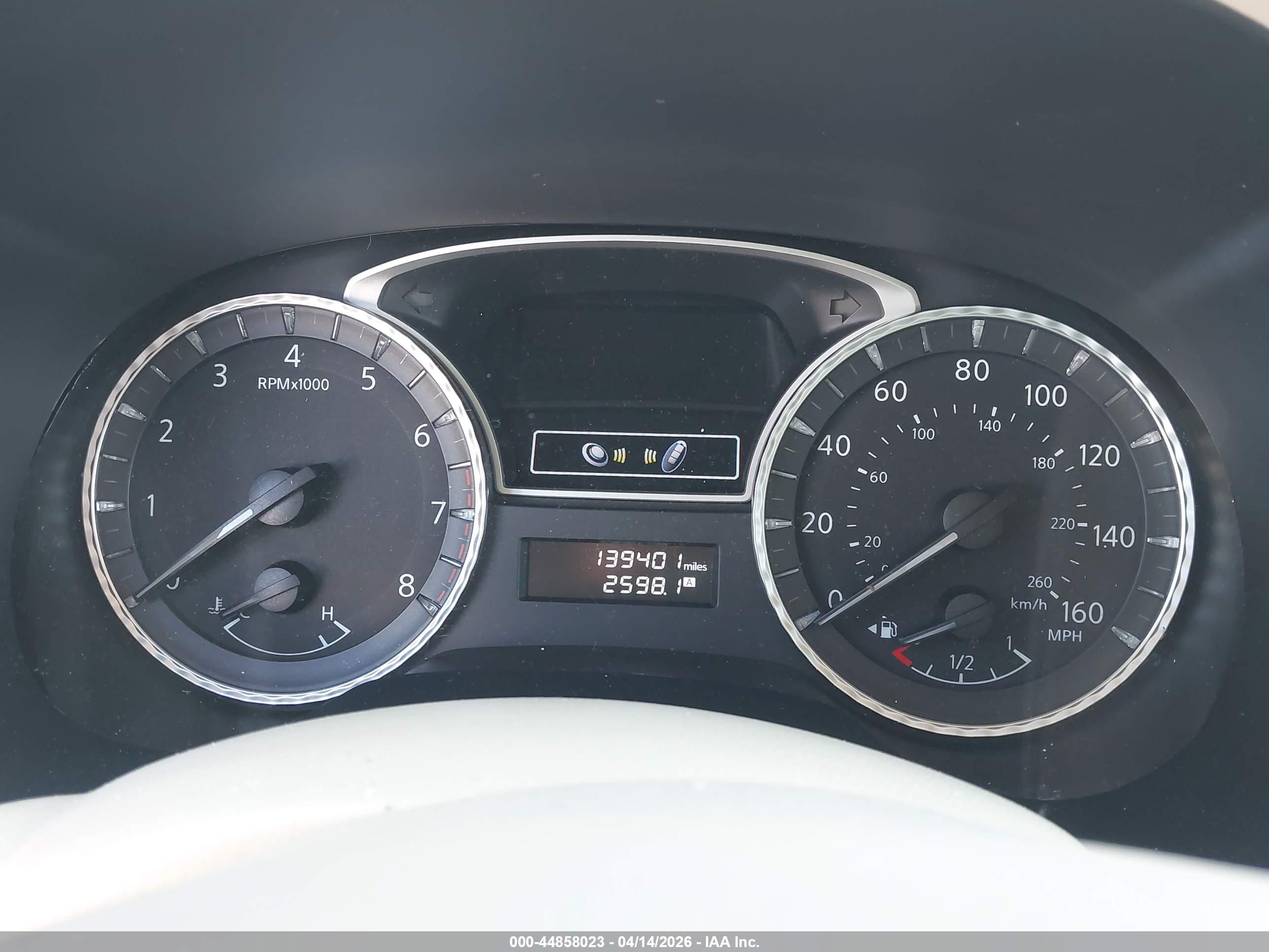 INFINITI JX35 image 7