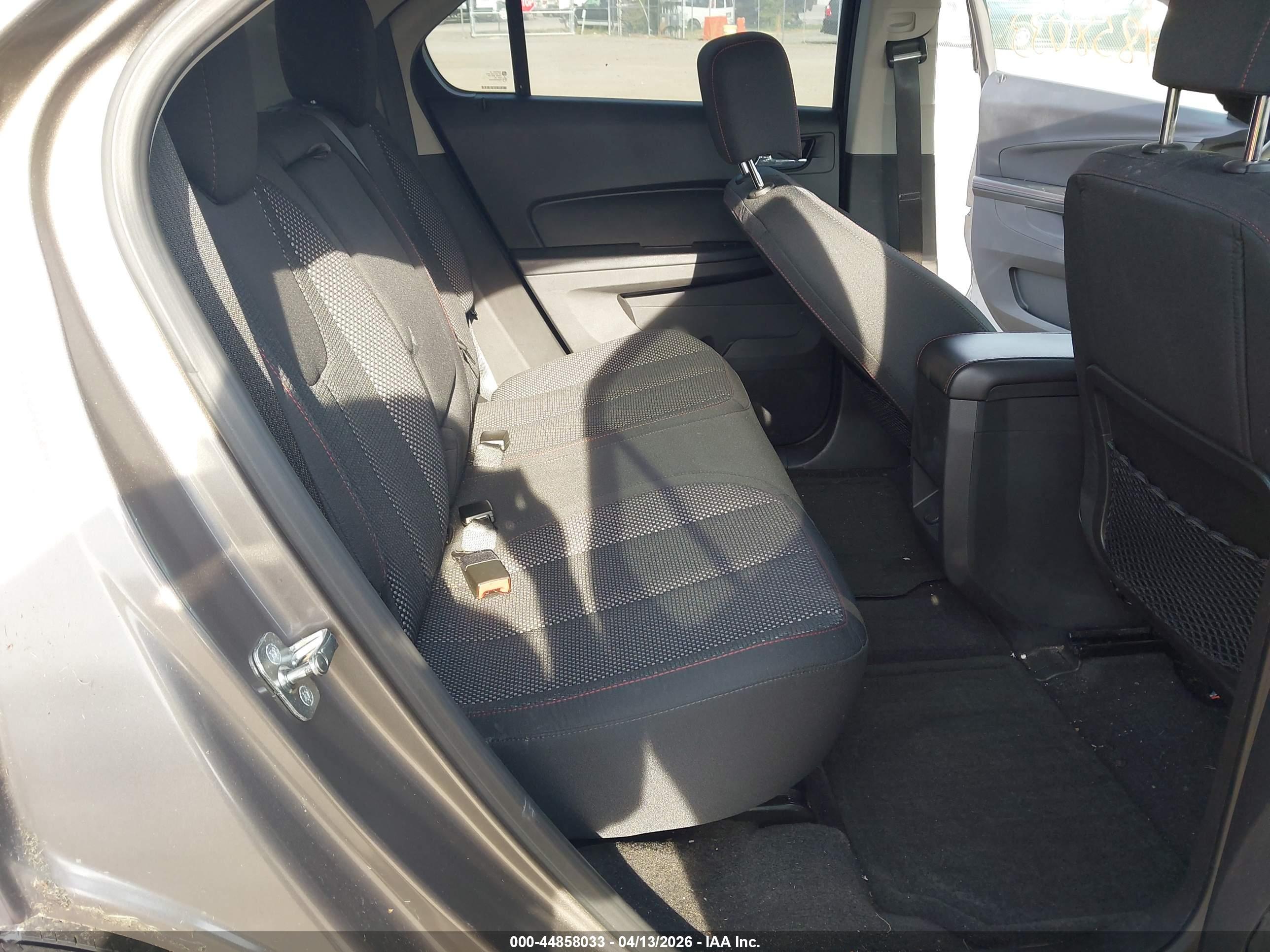 CHEVROLET EQUINOX image 8