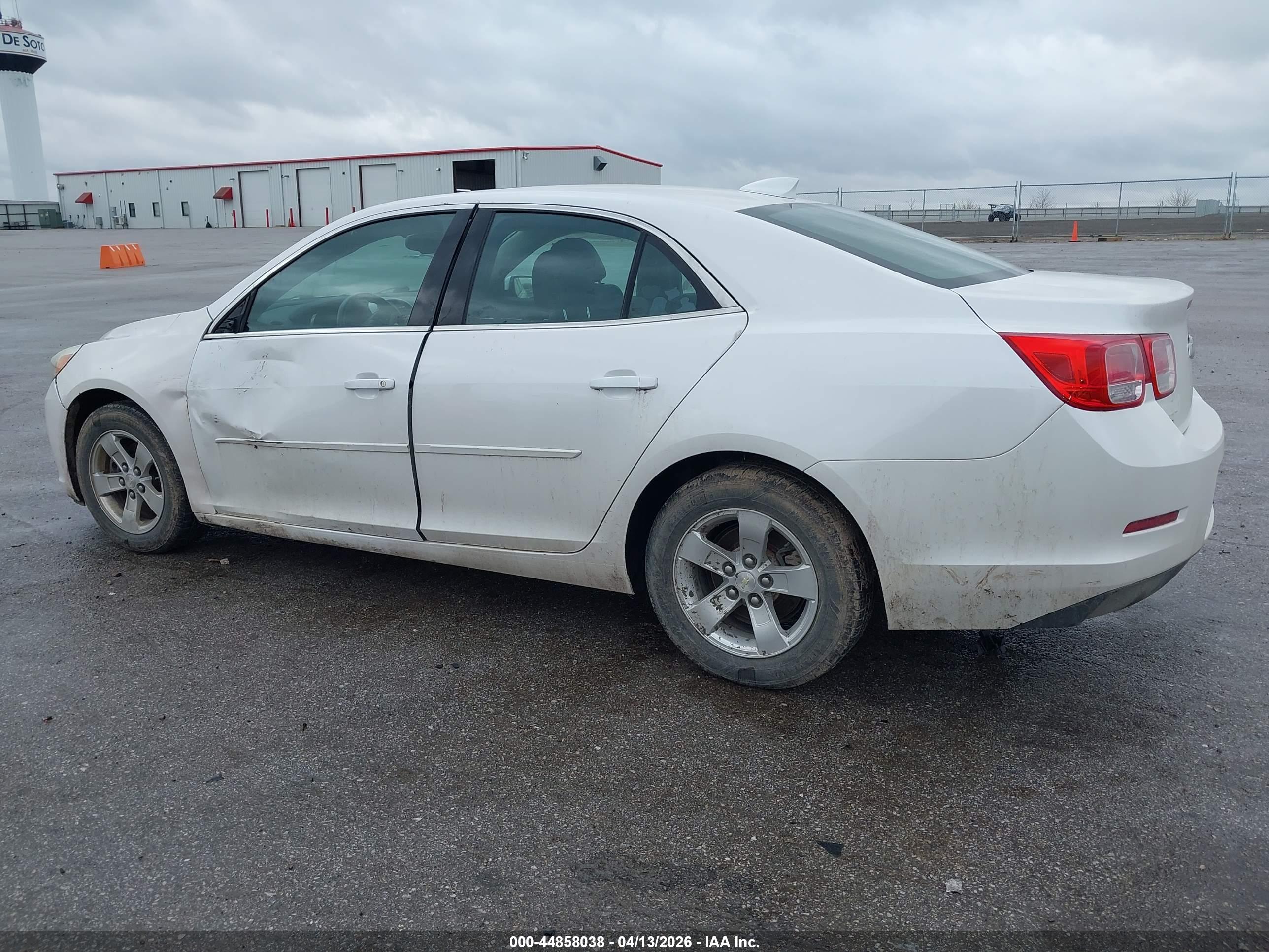 CHEVROLET MALIBU image 6