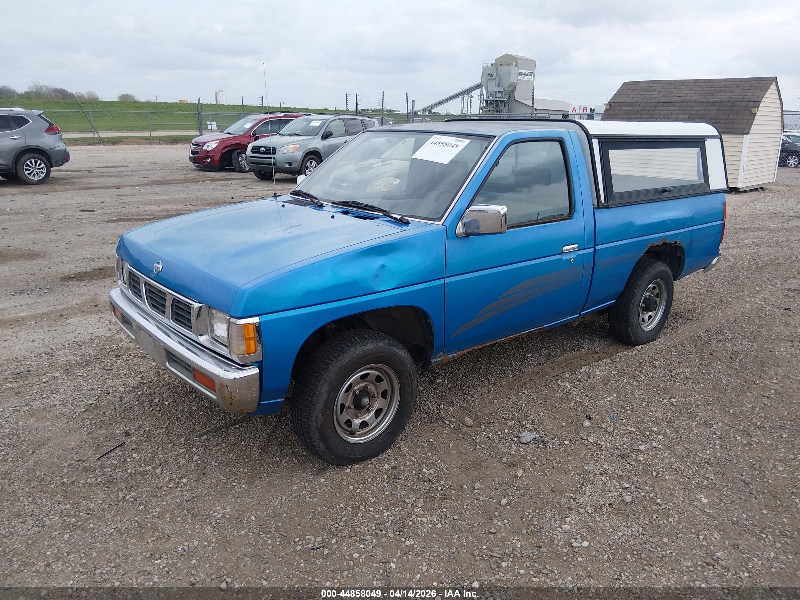NISSAN TRUCK image 2