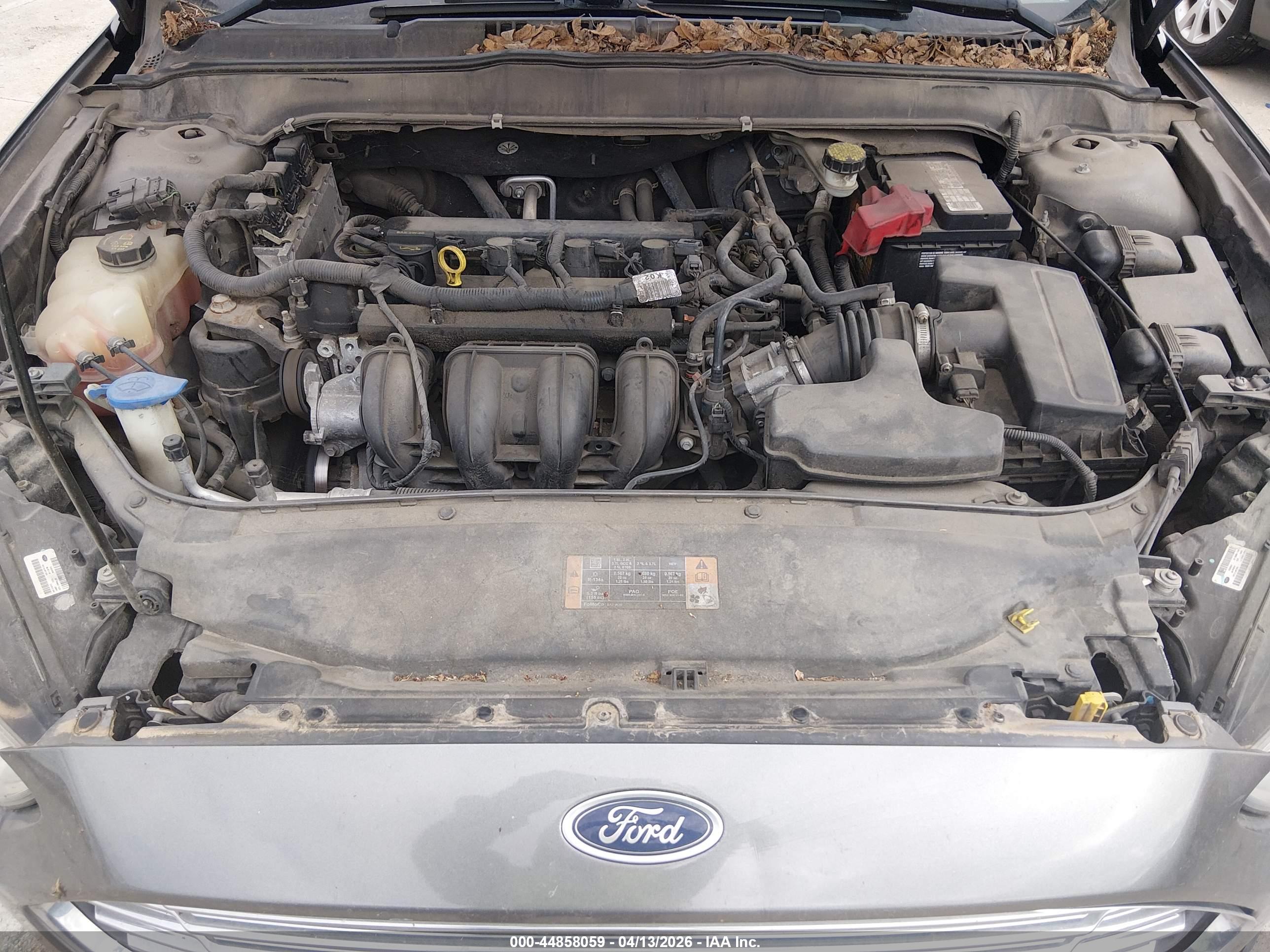 FORD FUSION image 10