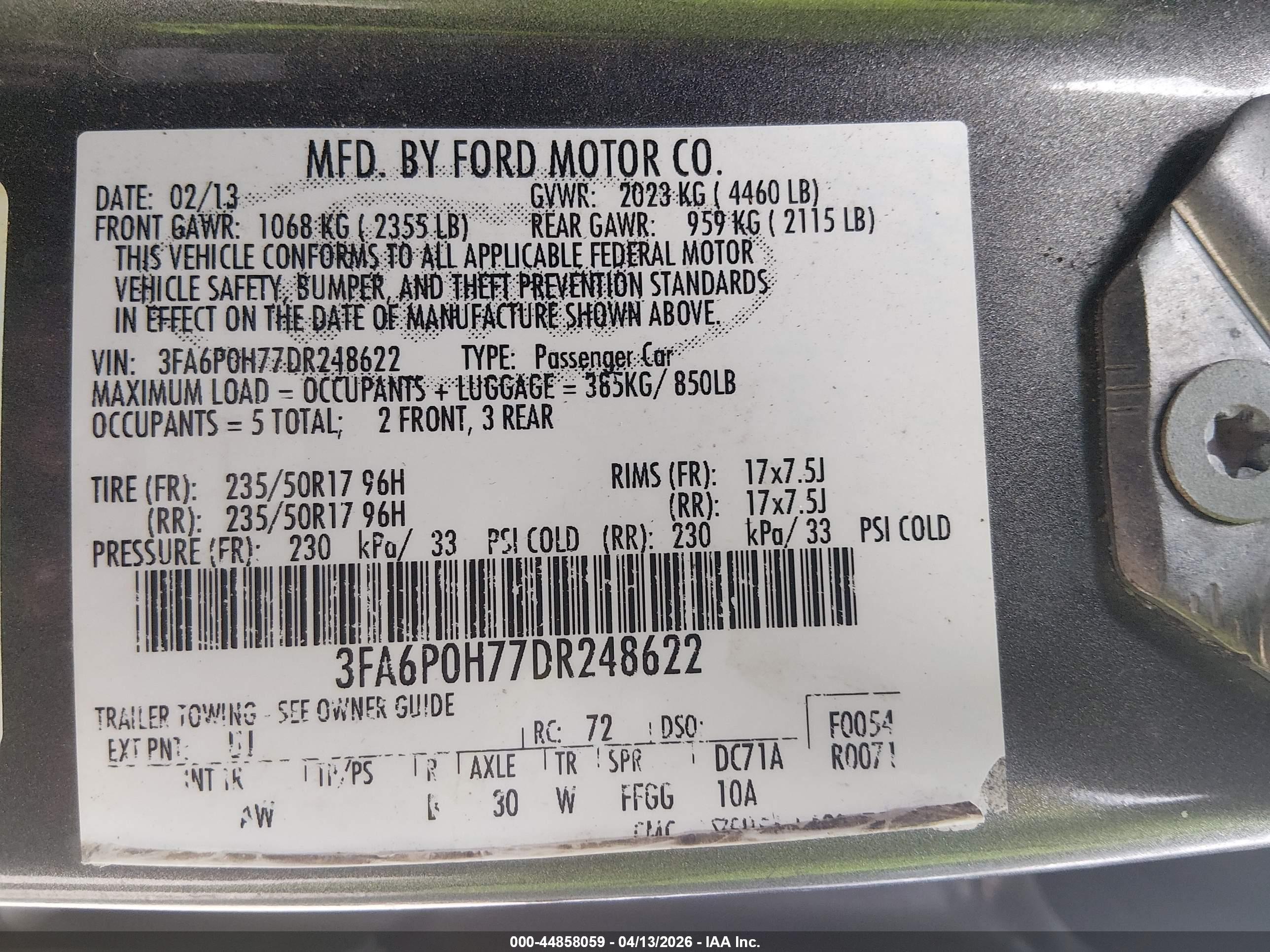 FORD FUSION image 9