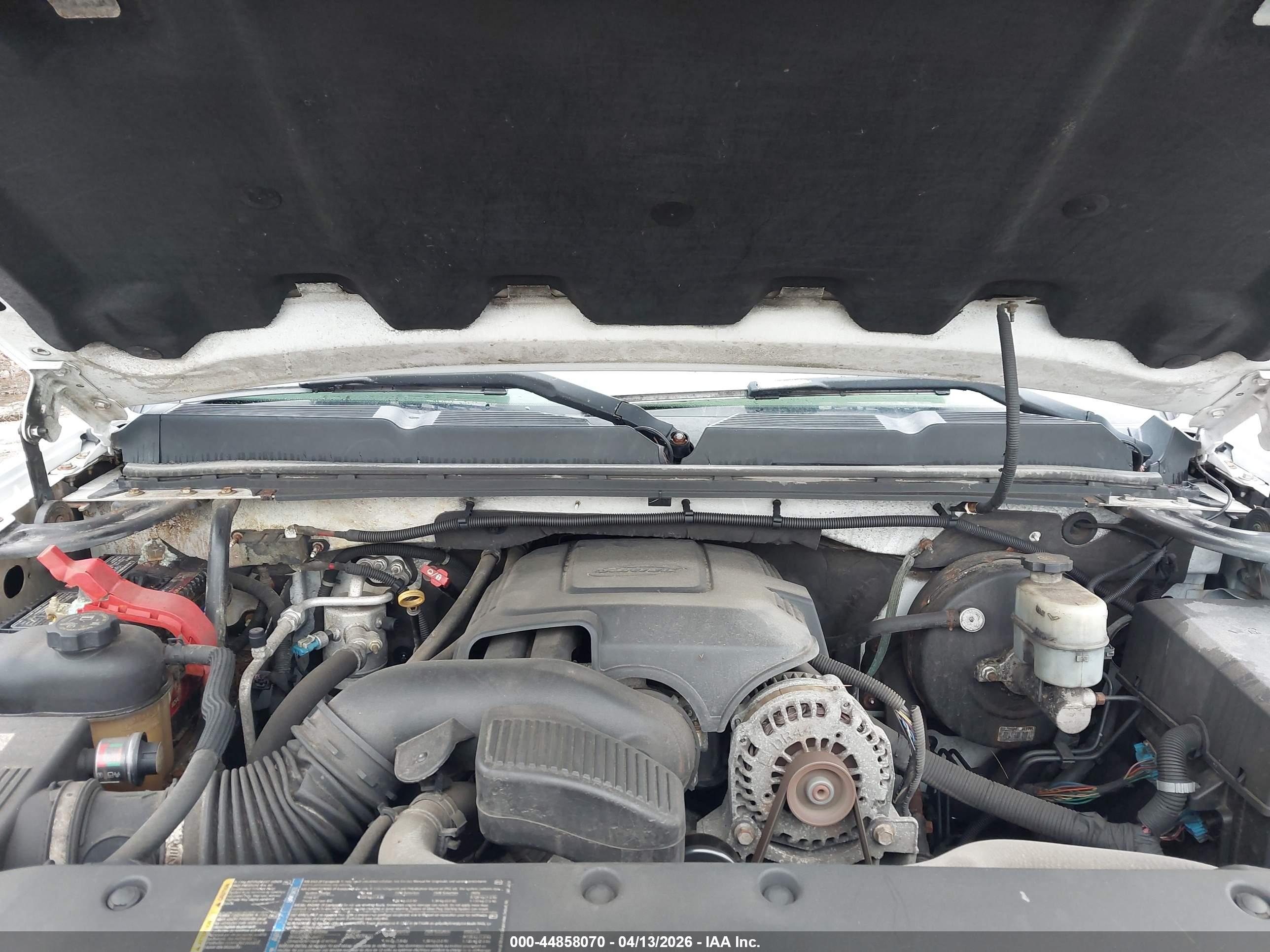 CHEVROLET SILVERADO image 10