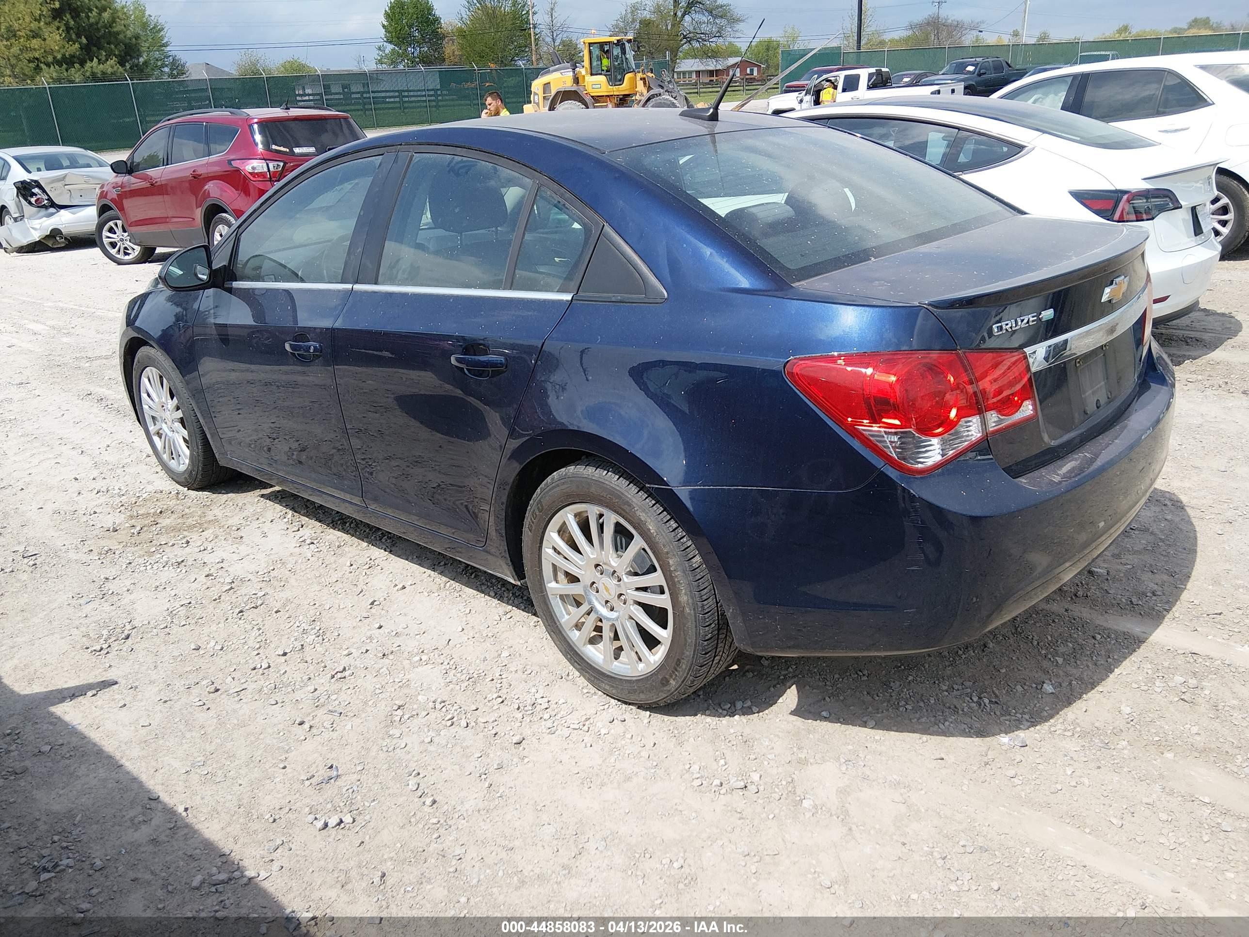 CHEVROLET CRUZE image 3