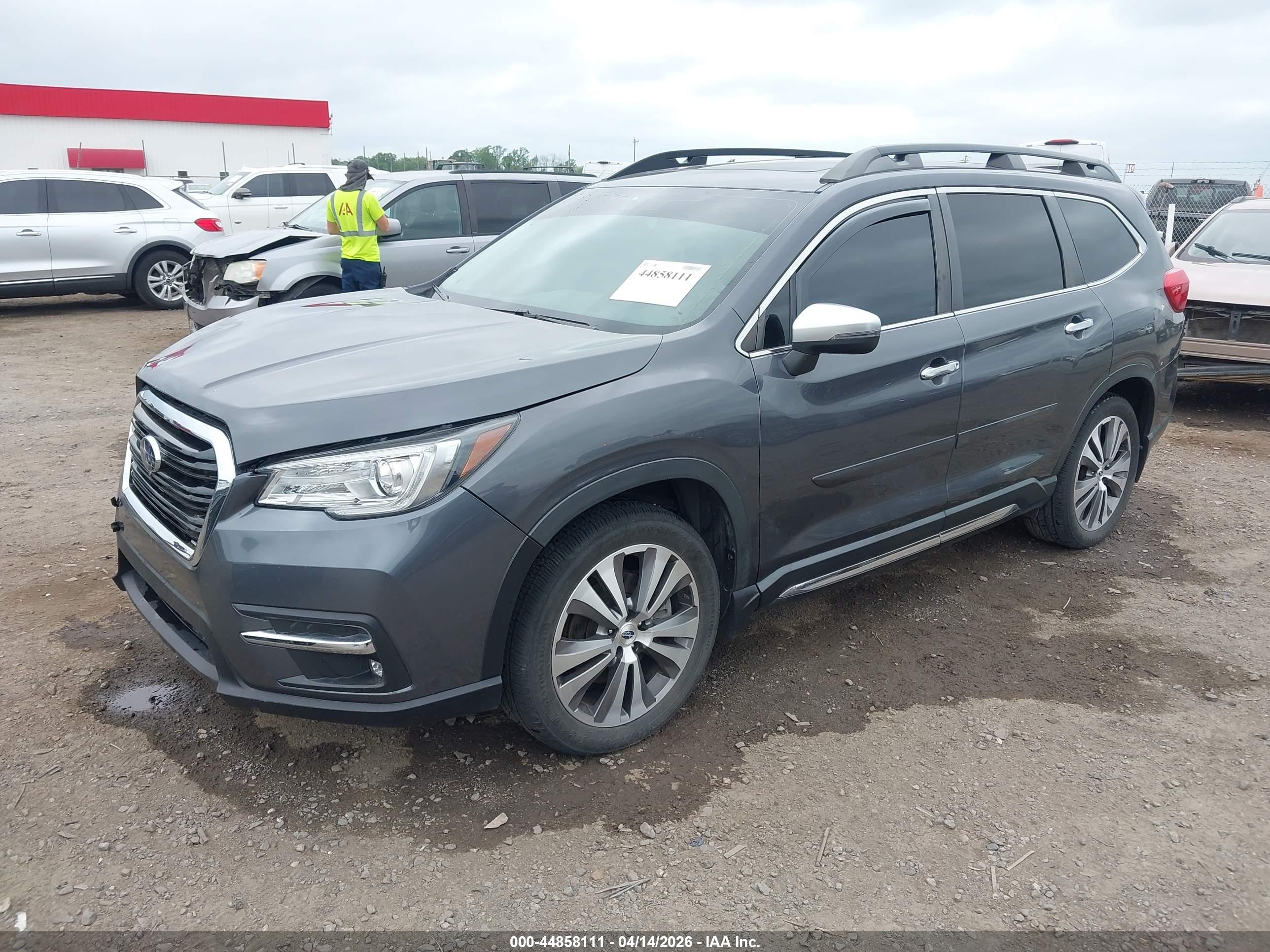 SUBARU ASCENT image 2