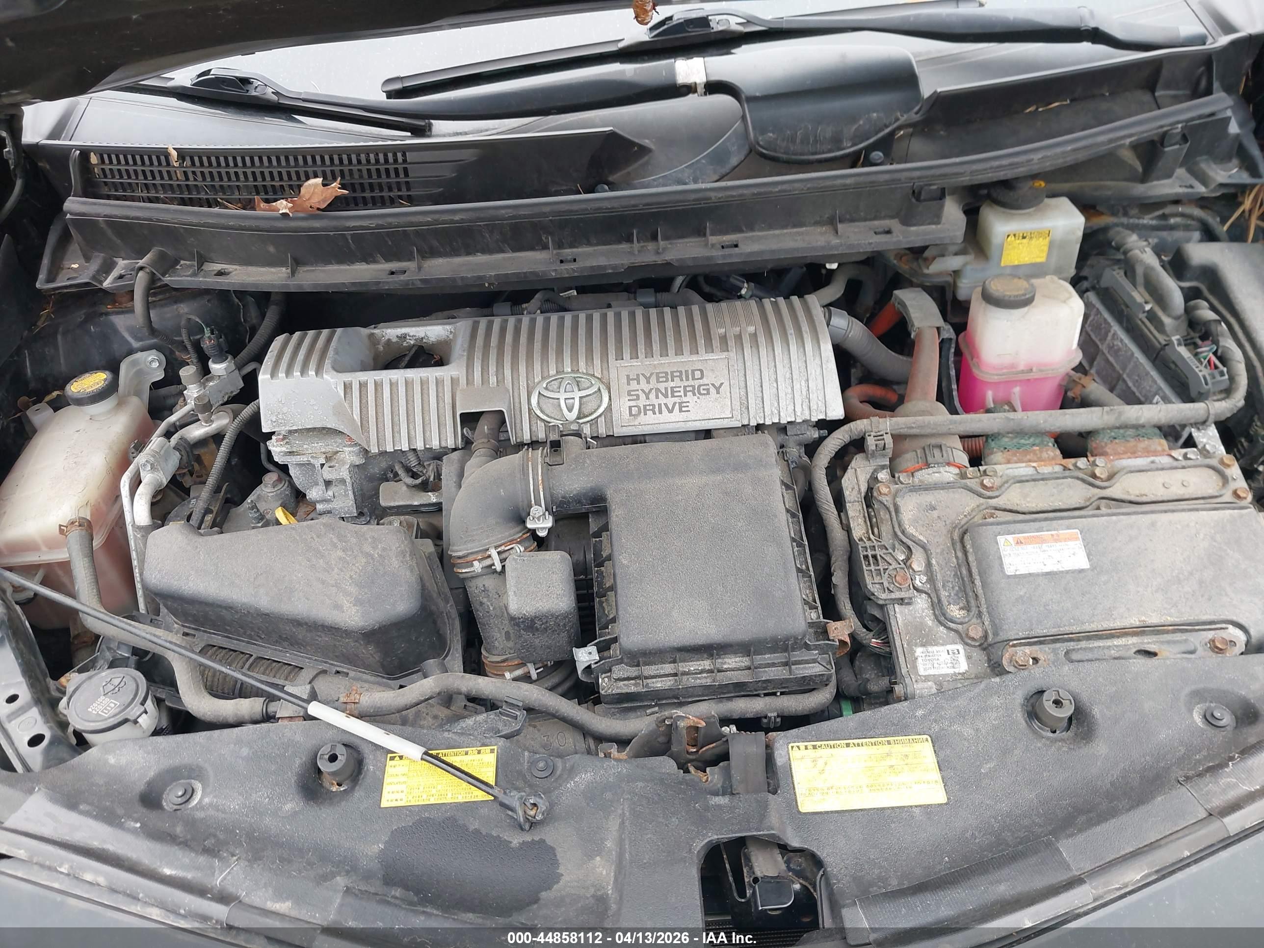 TOYOTA PRIUS image 10