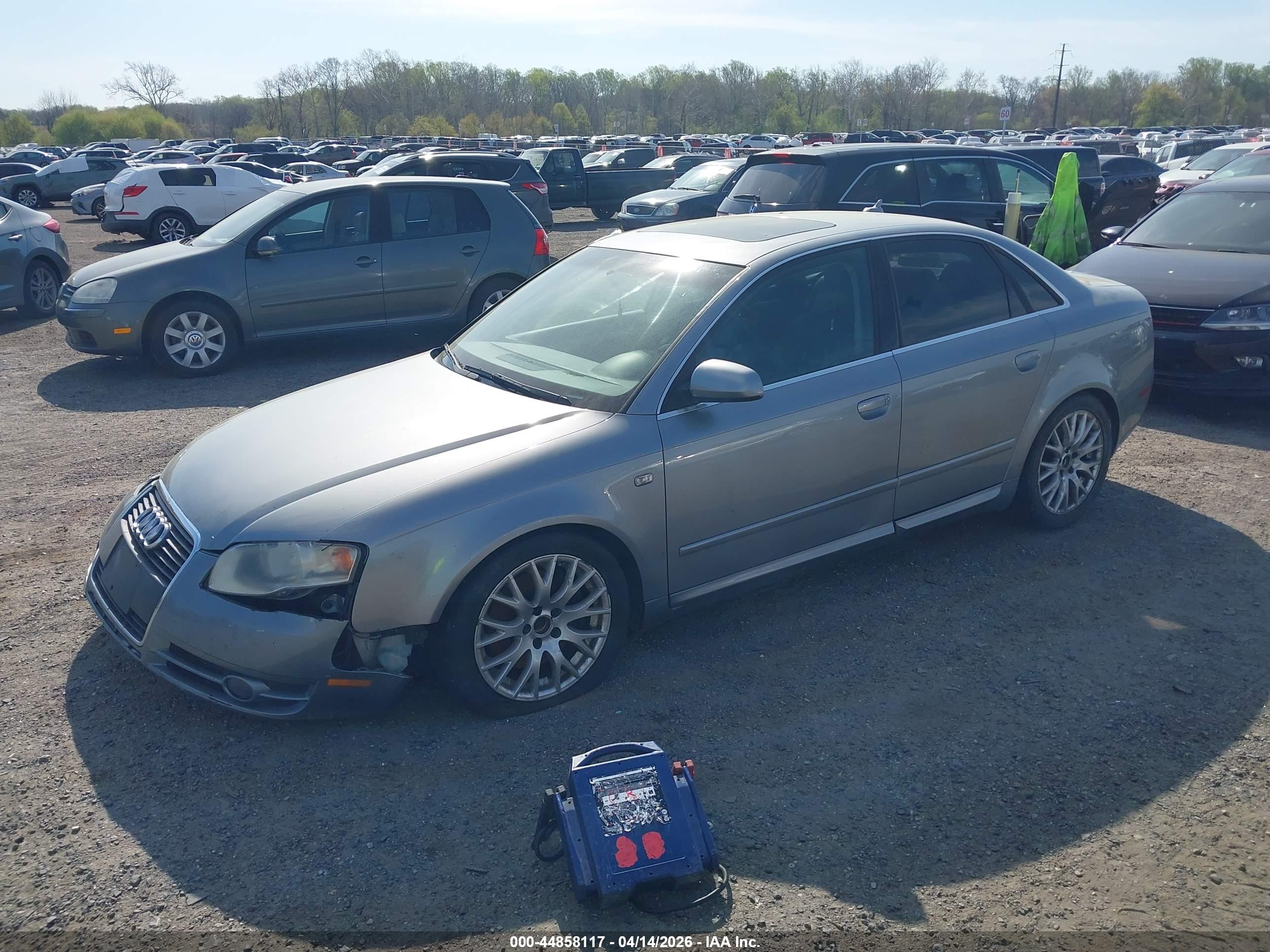 AUDI A4 image 2