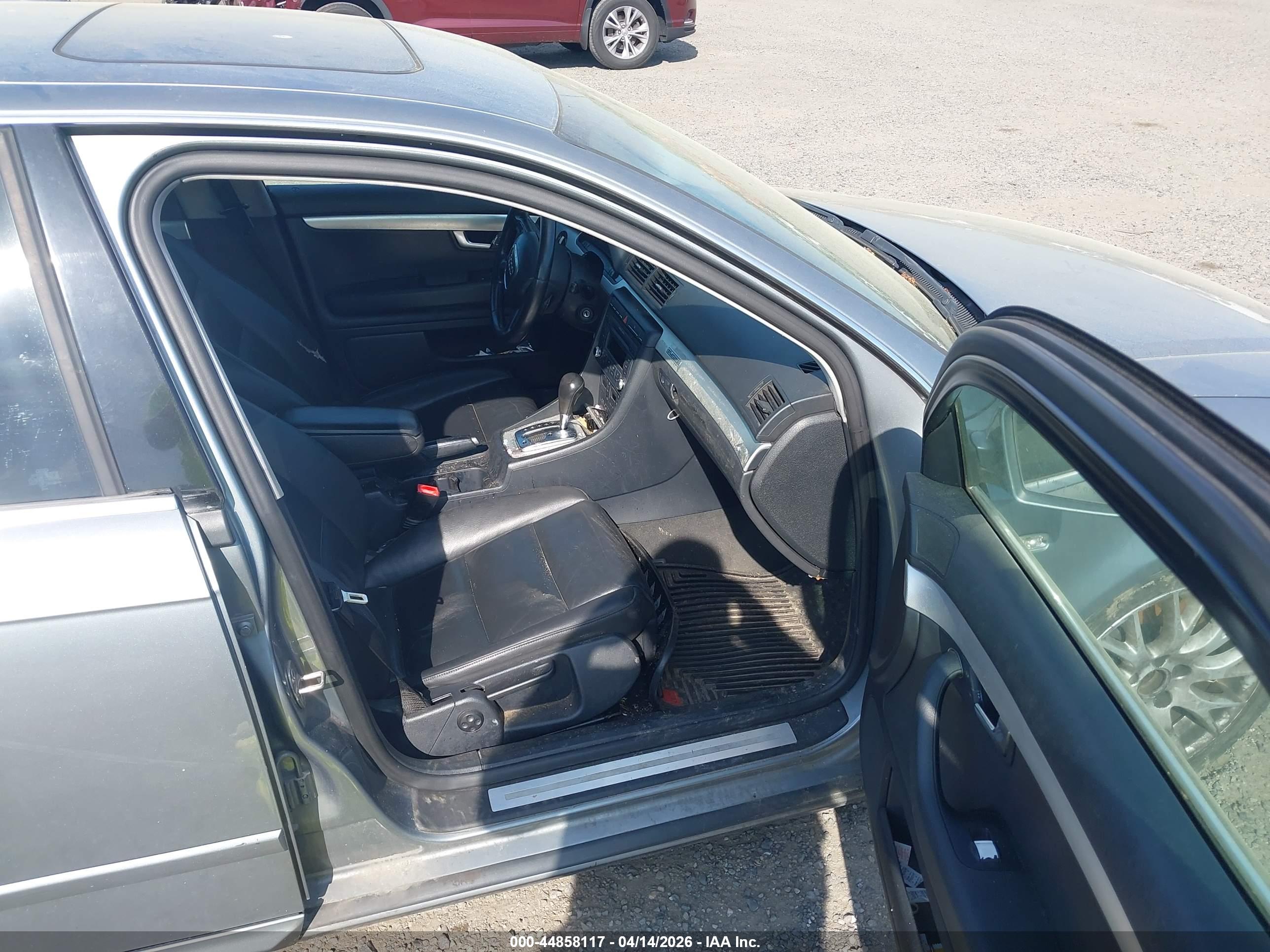 AUDI A4 image 5