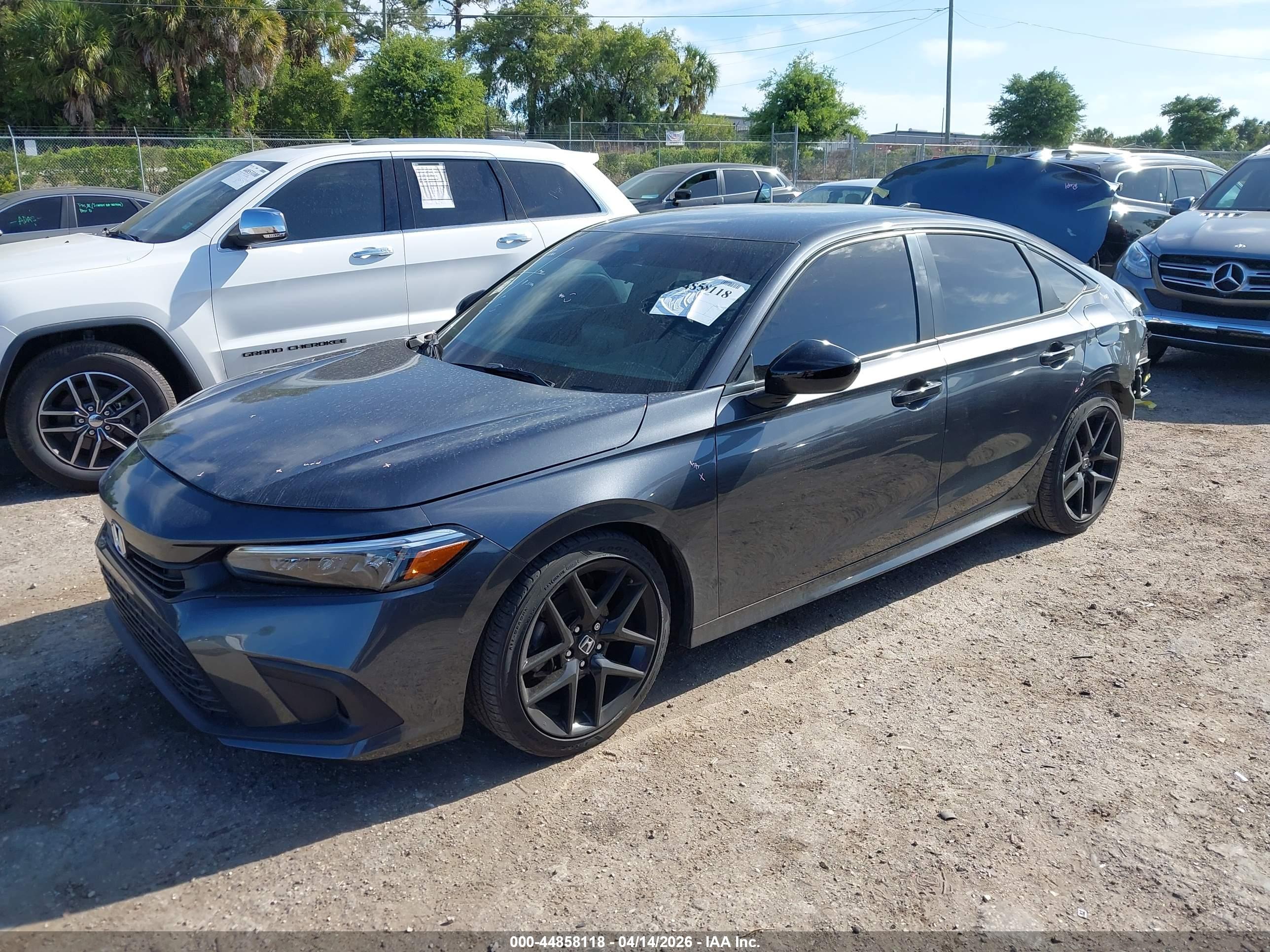 HONDA CIVIC image 2