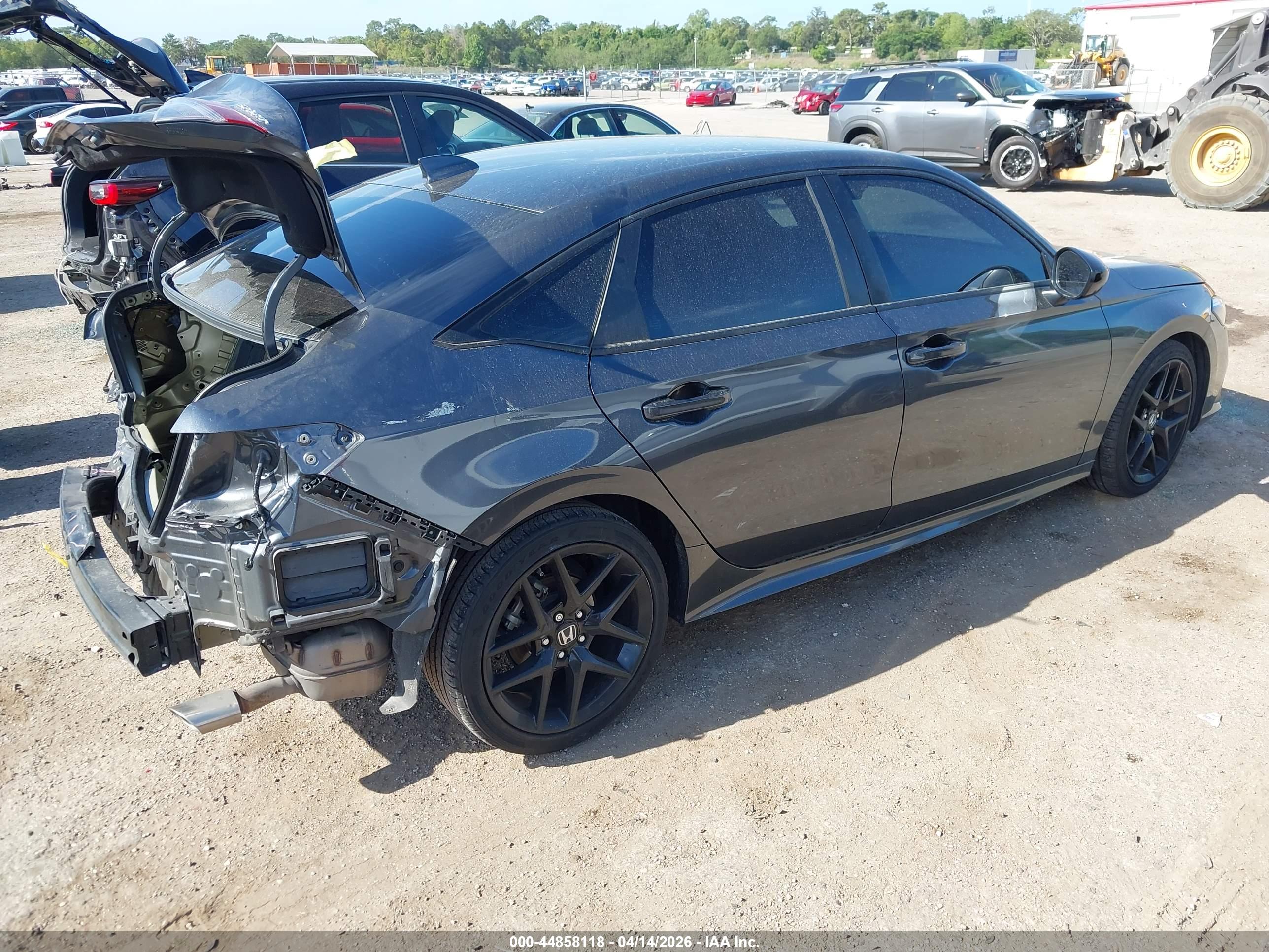 HONDA CIVIC image 4