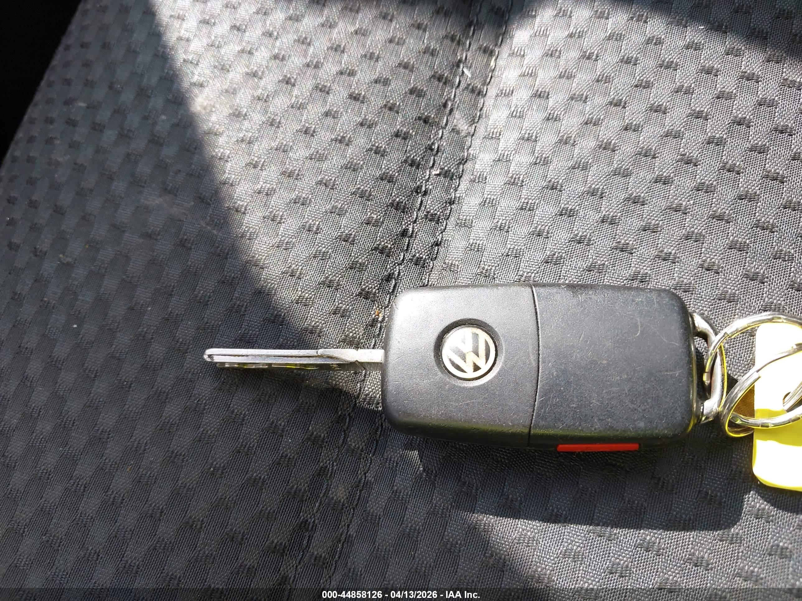 VOLKSWAGEN JETTA image 11