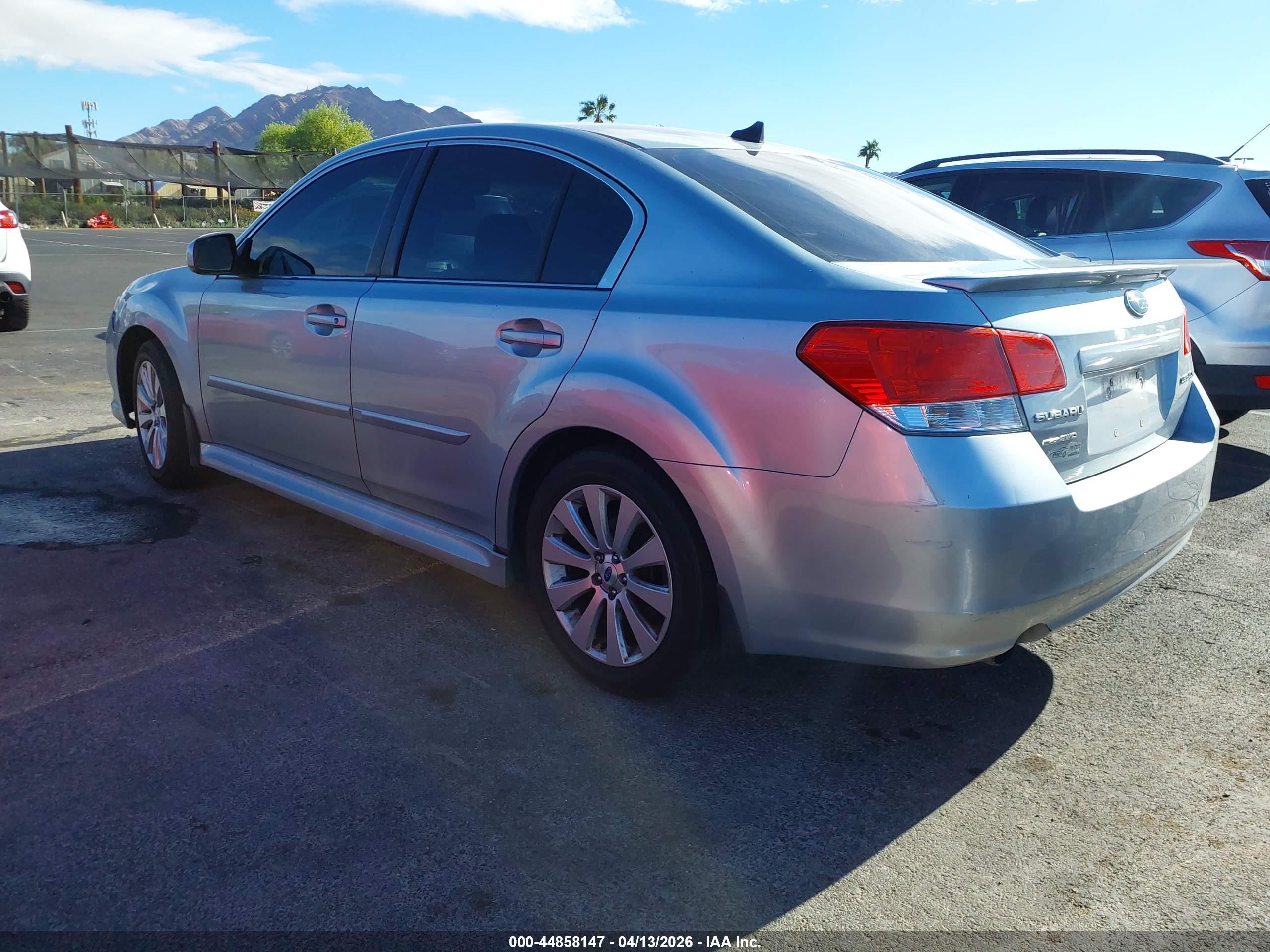 SUBARU LEGACY image 3
