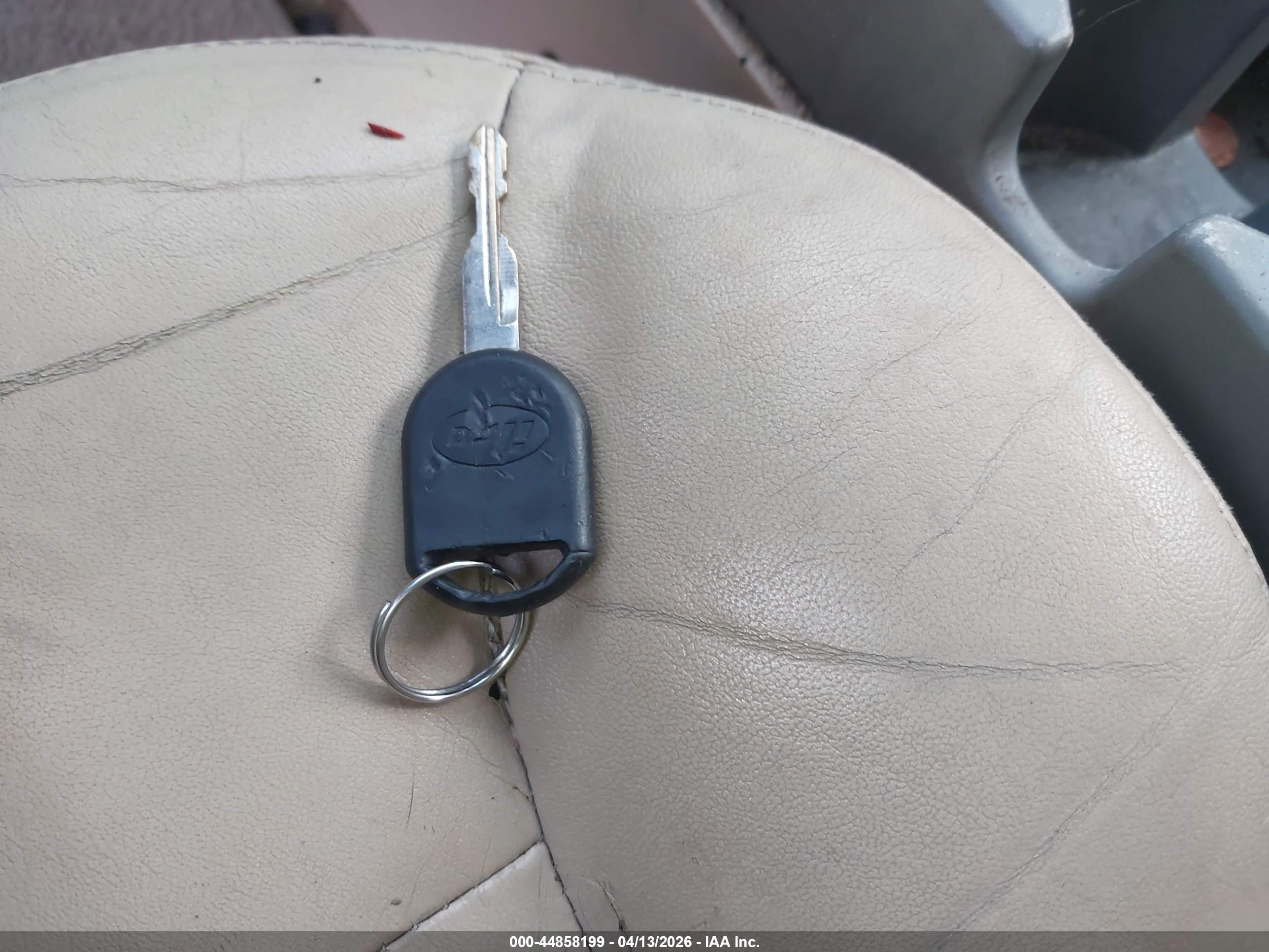 FORD ESCAPE image 11