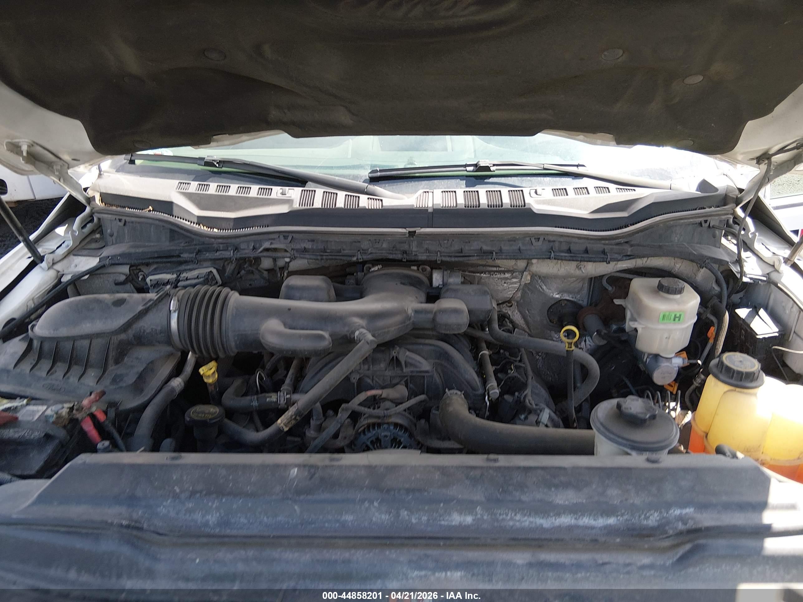 FORD F-550 image 10