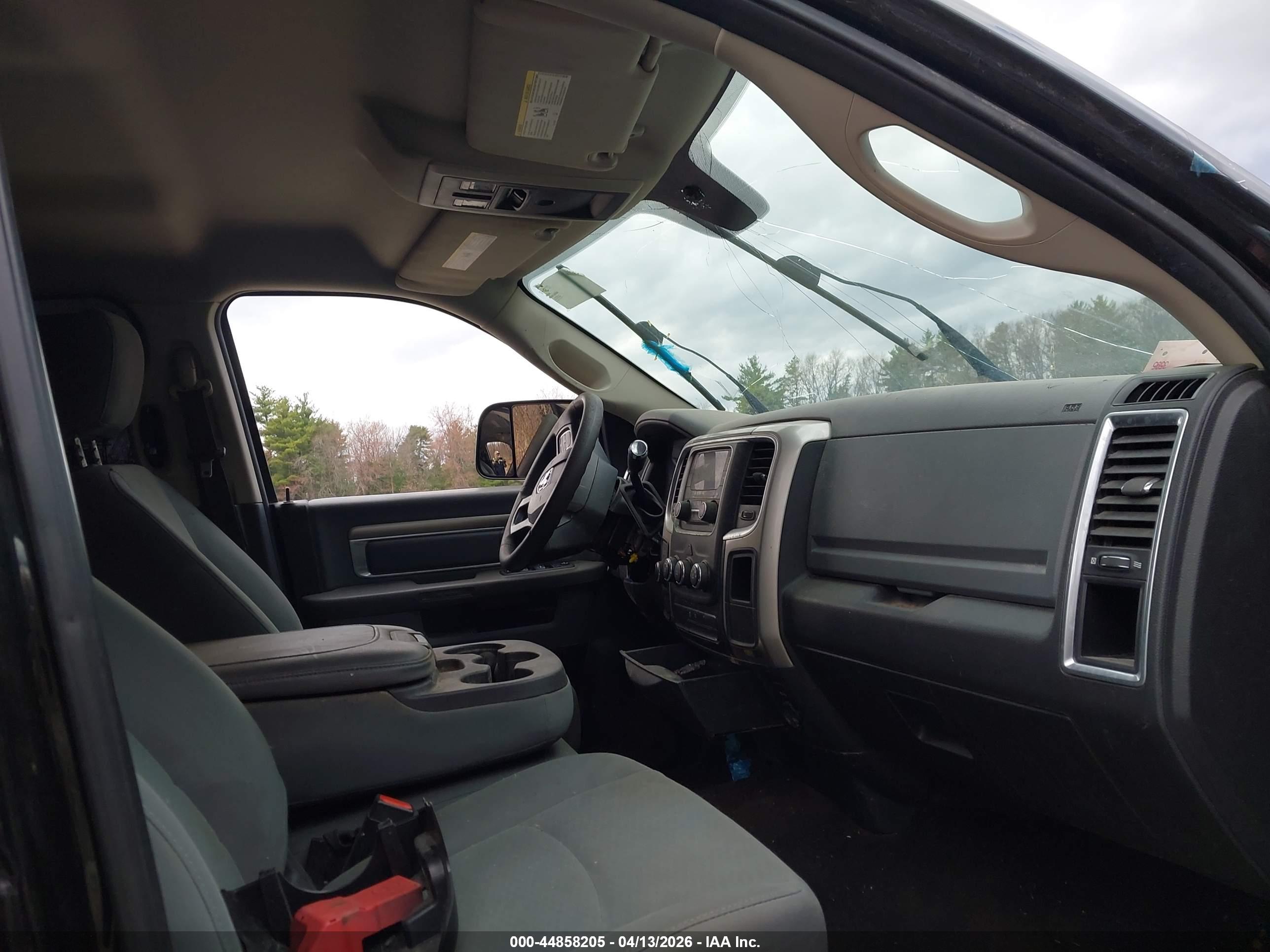 RAM 2500 image 5