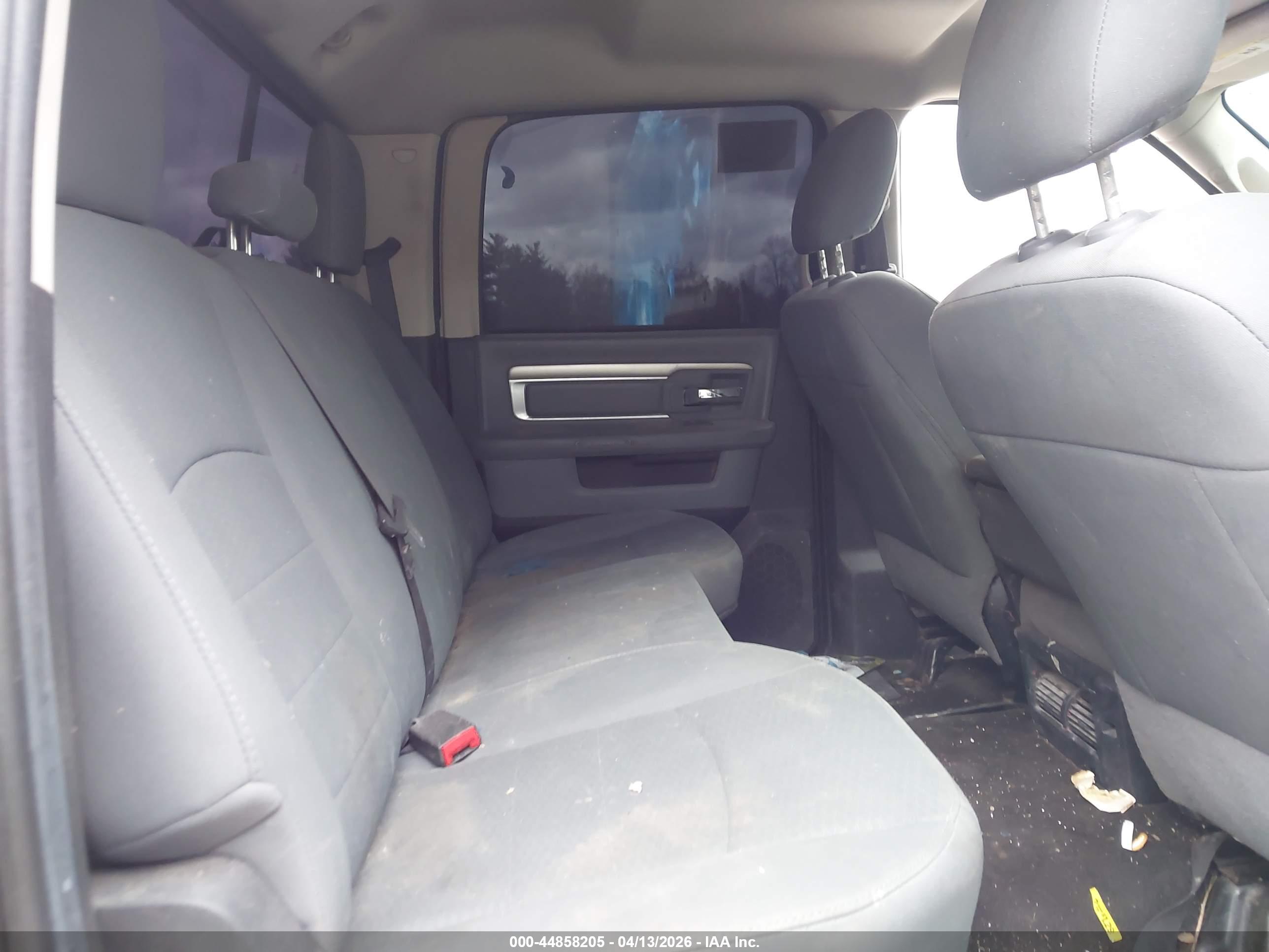RAM 2500 image 8