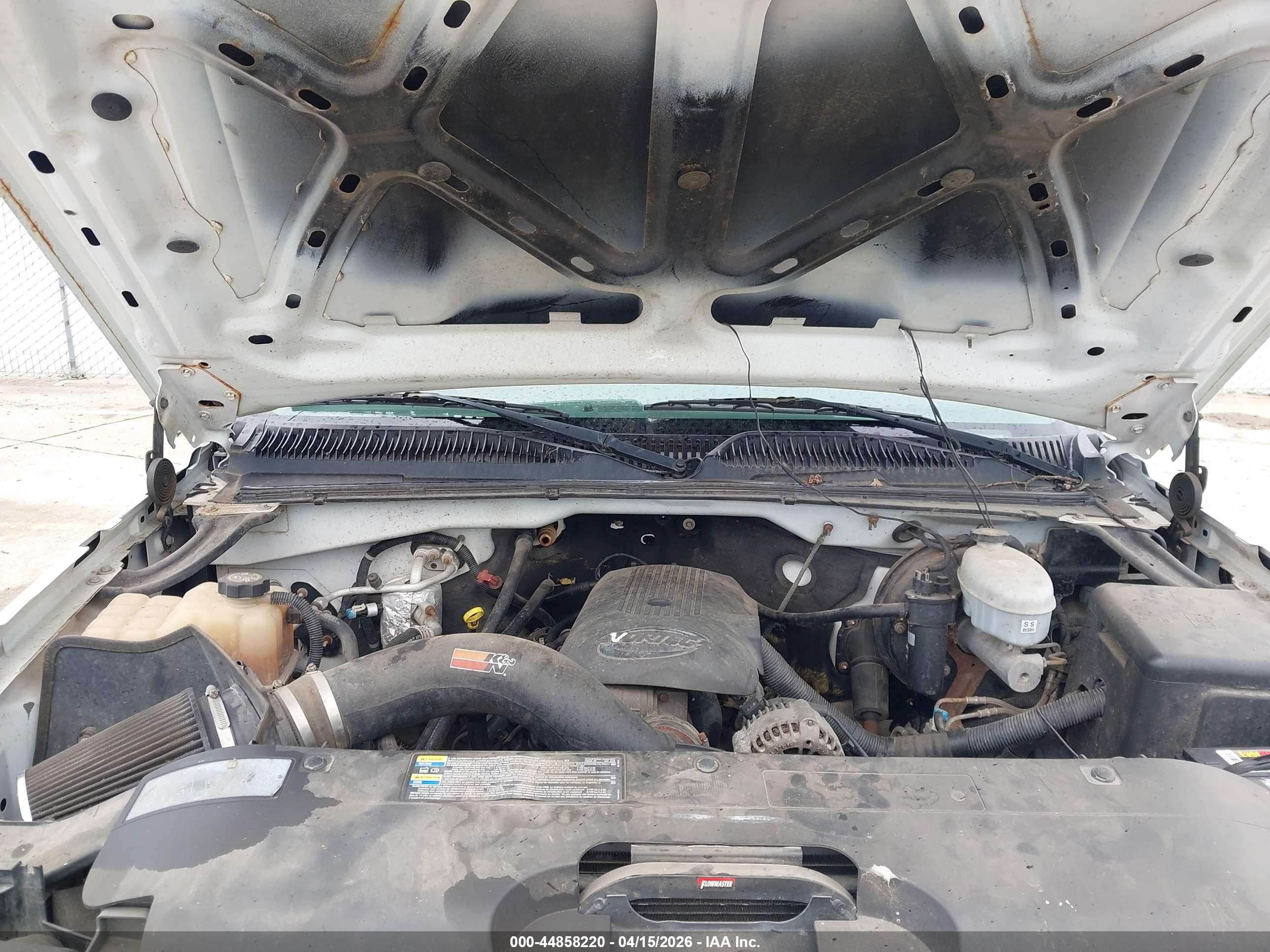 CHEVROLET SILVERADO image 10