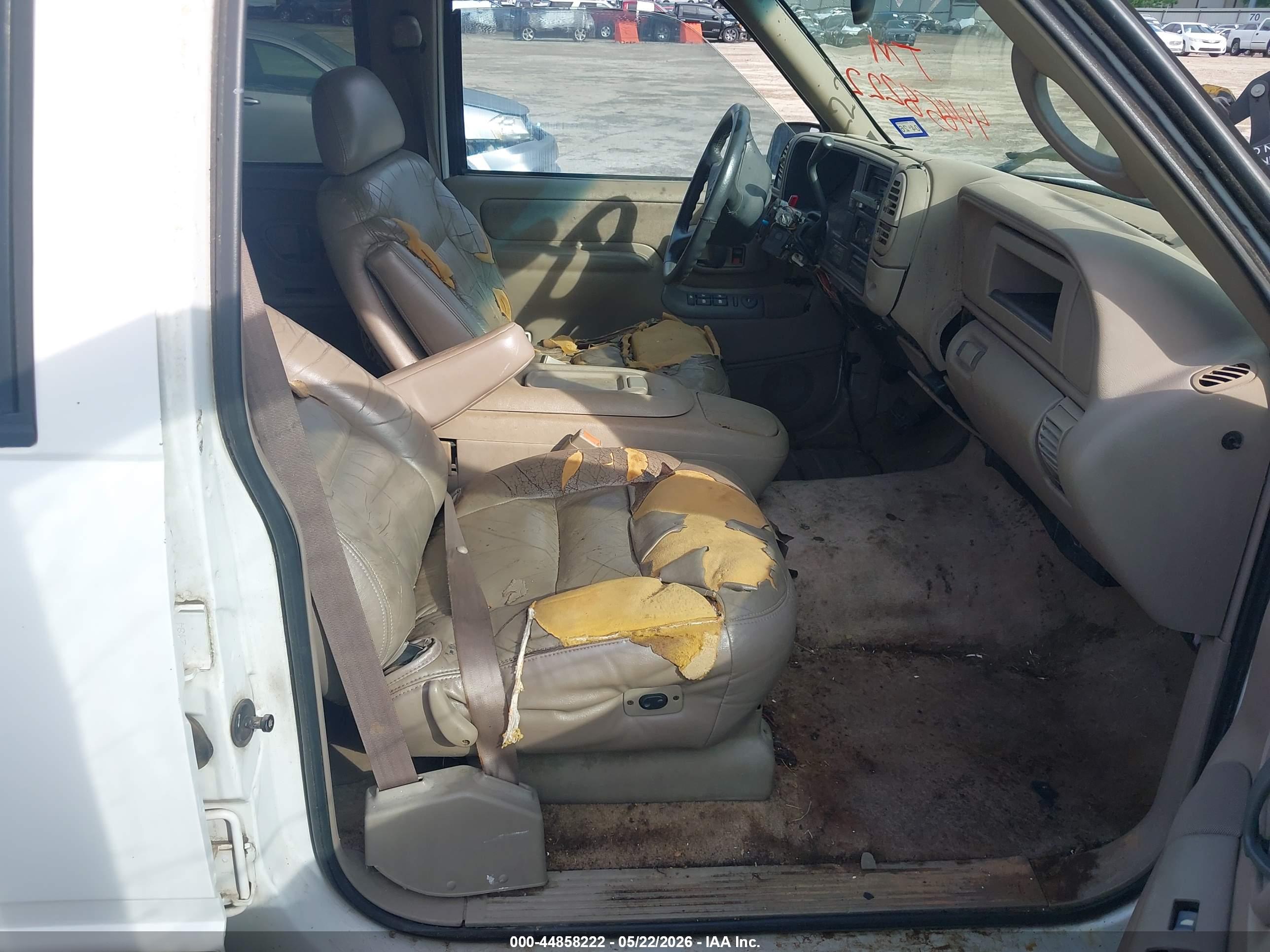 CHEVROLET K2500 image 5