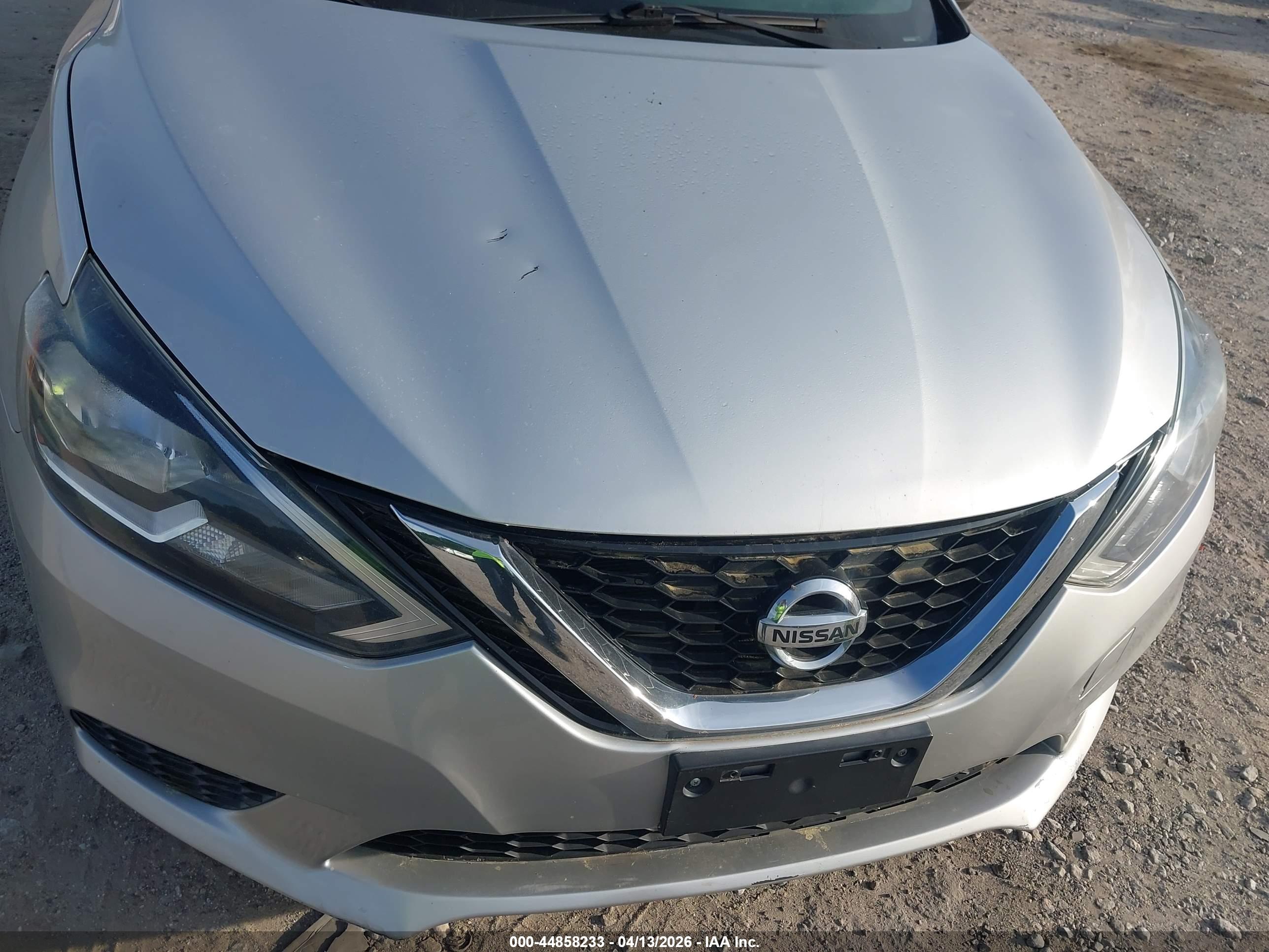 NISSAN SENTRA image 6