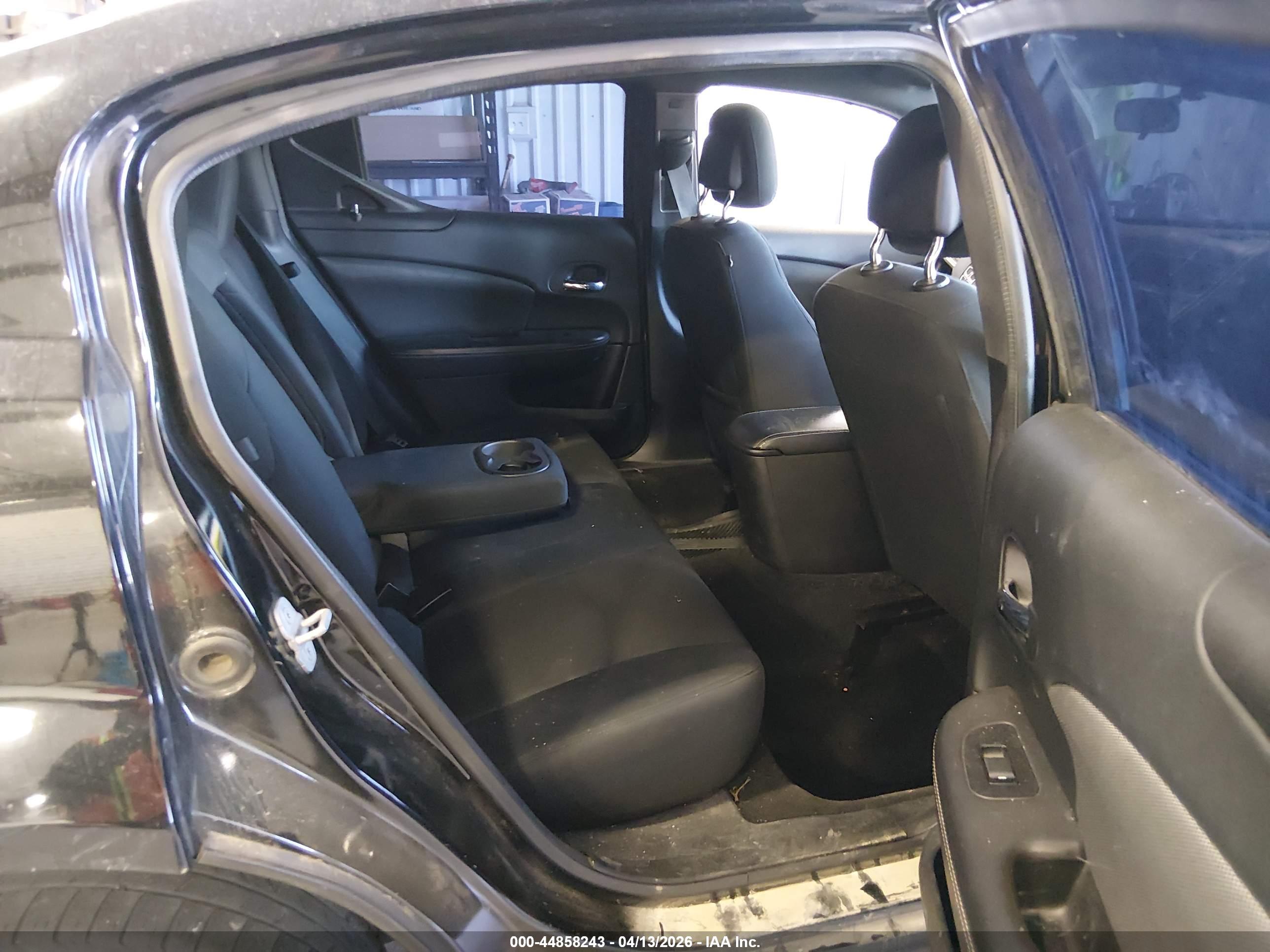 DODGE AVENGER image 8