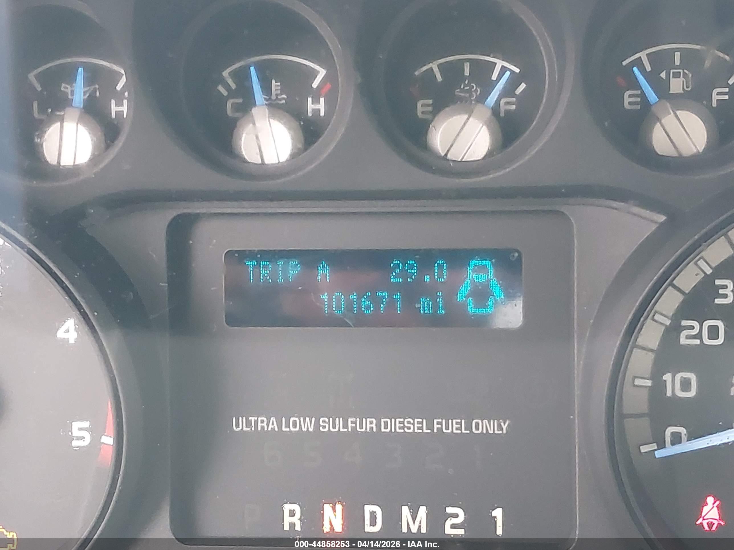 FORD F-750 image 6
