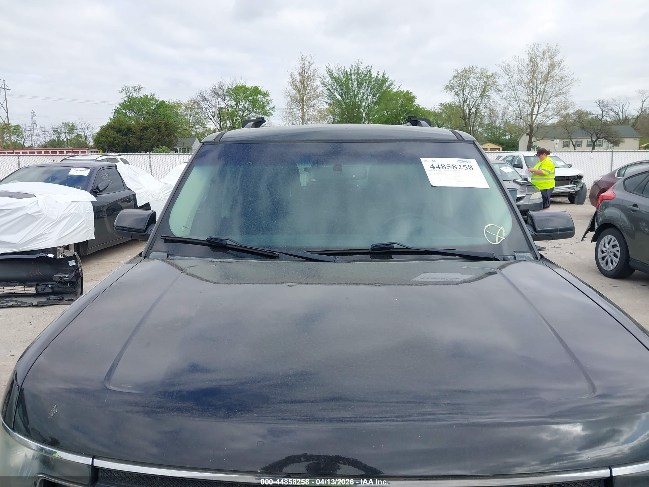 FORD FLEX image 6
