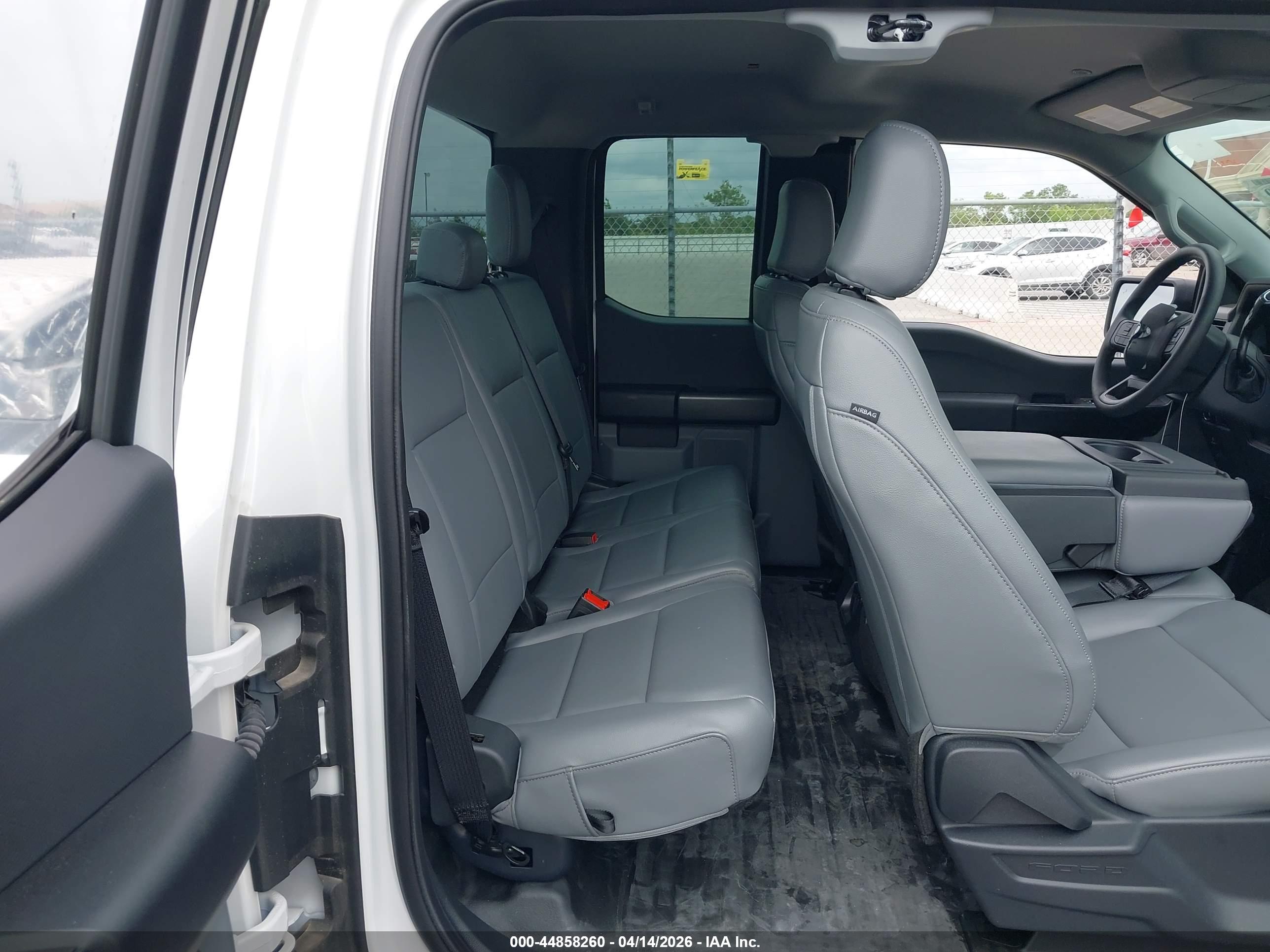 FORD F-150 image 8
