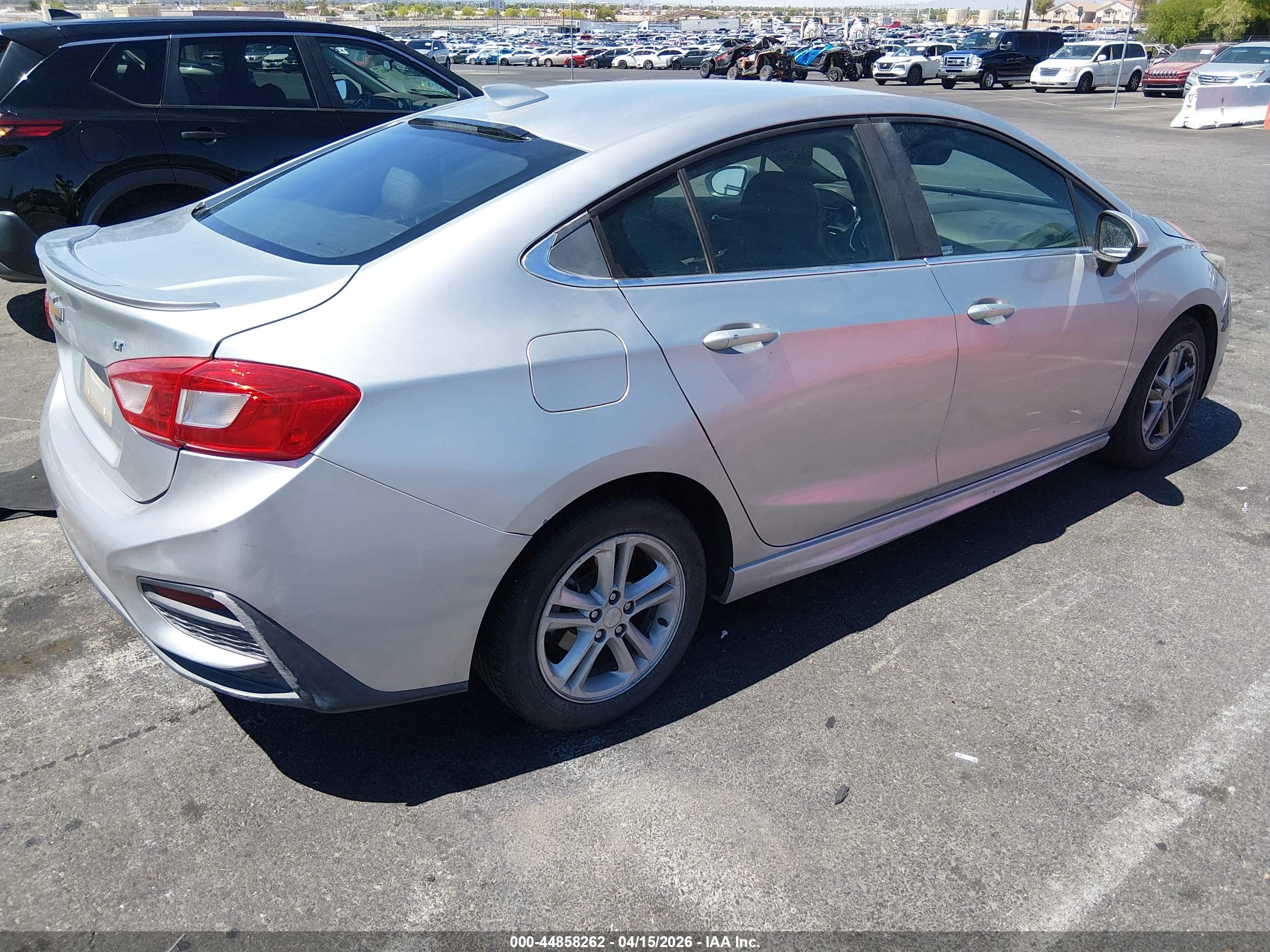 CHEVROLET CRUZE image 4