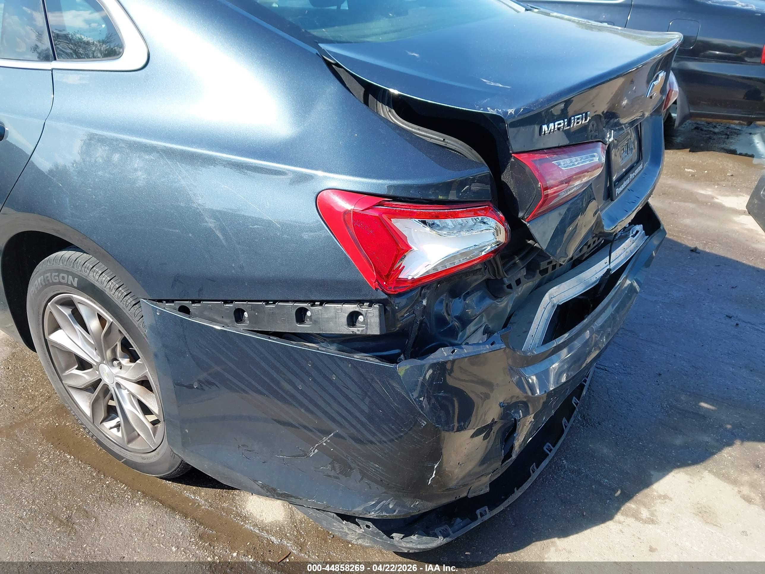 CHEVROLET MALIBU image 6